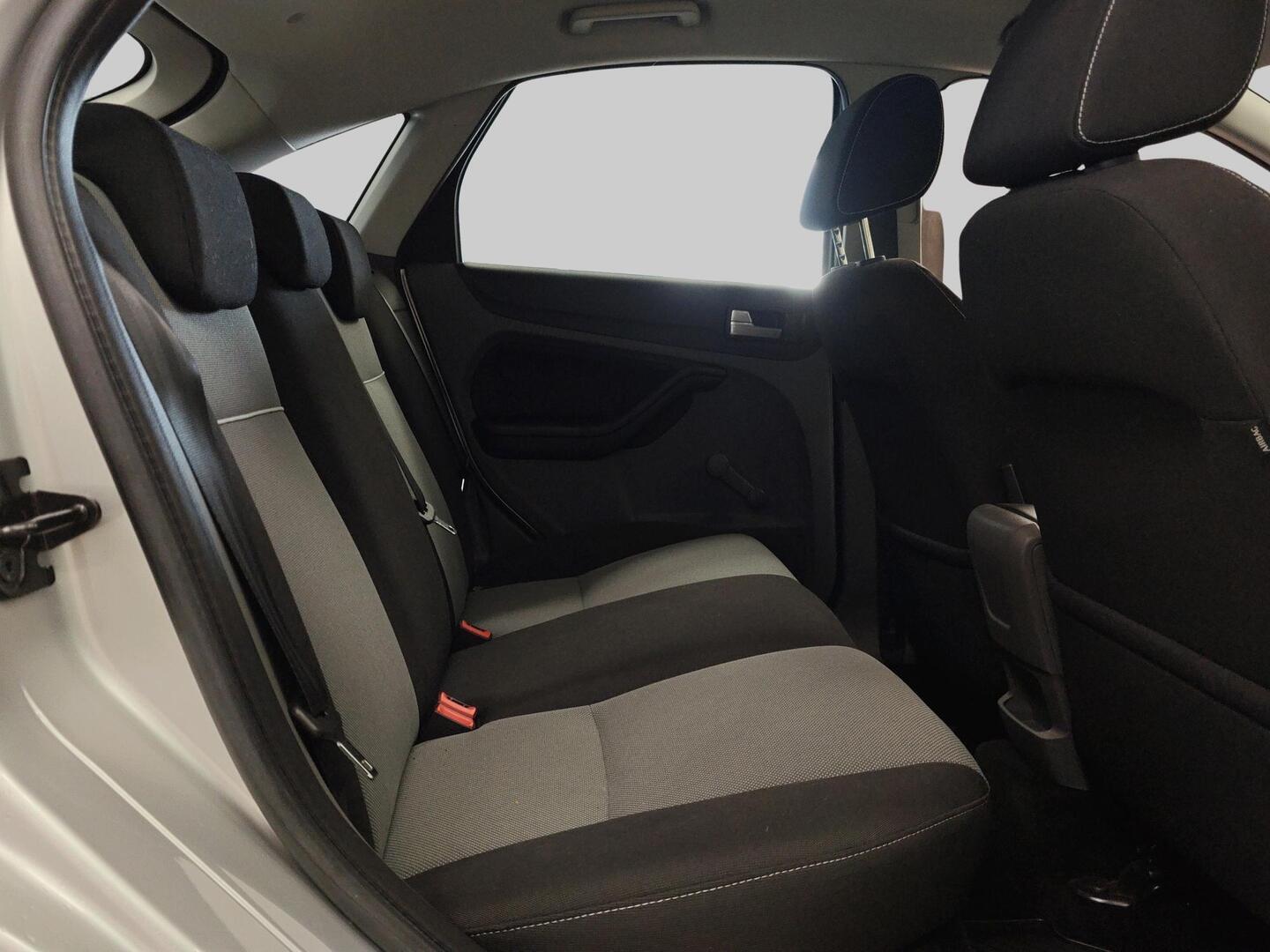 FORD Focus 2010