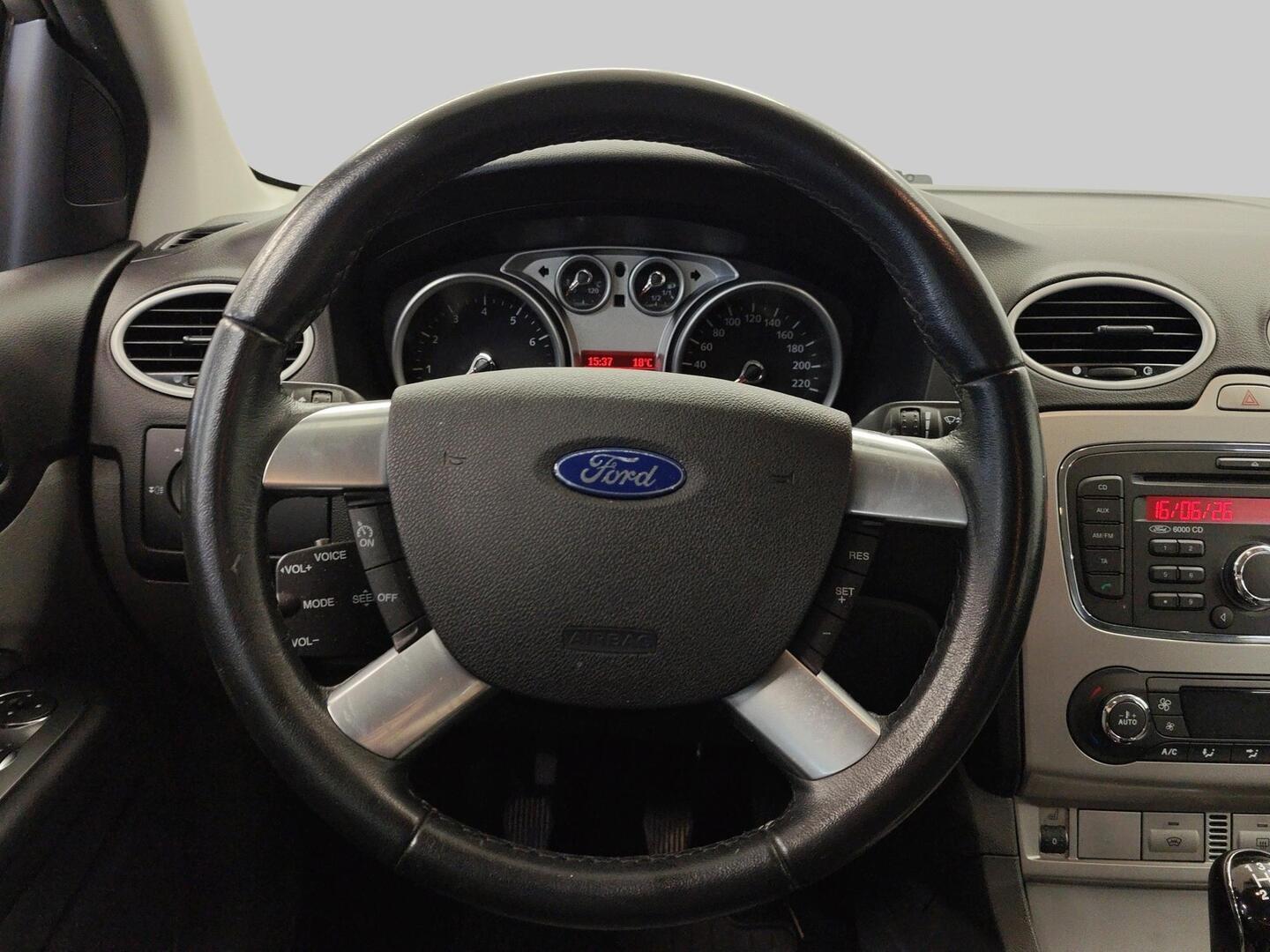 FORD Focus 2010