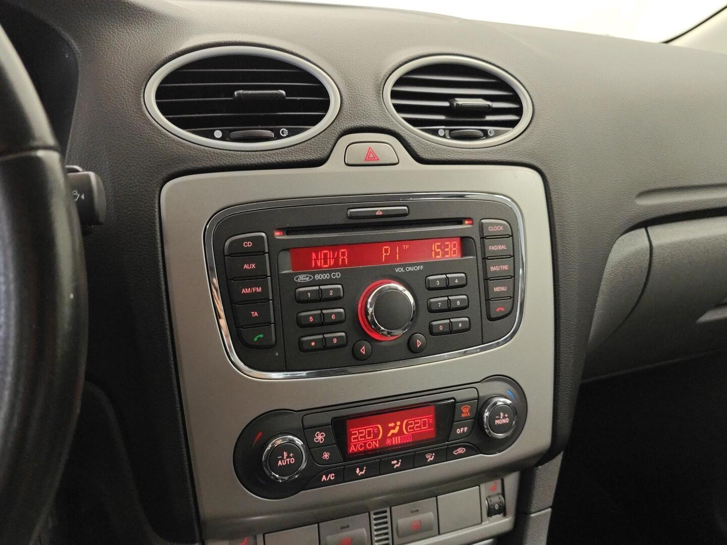FORD Focus 2010