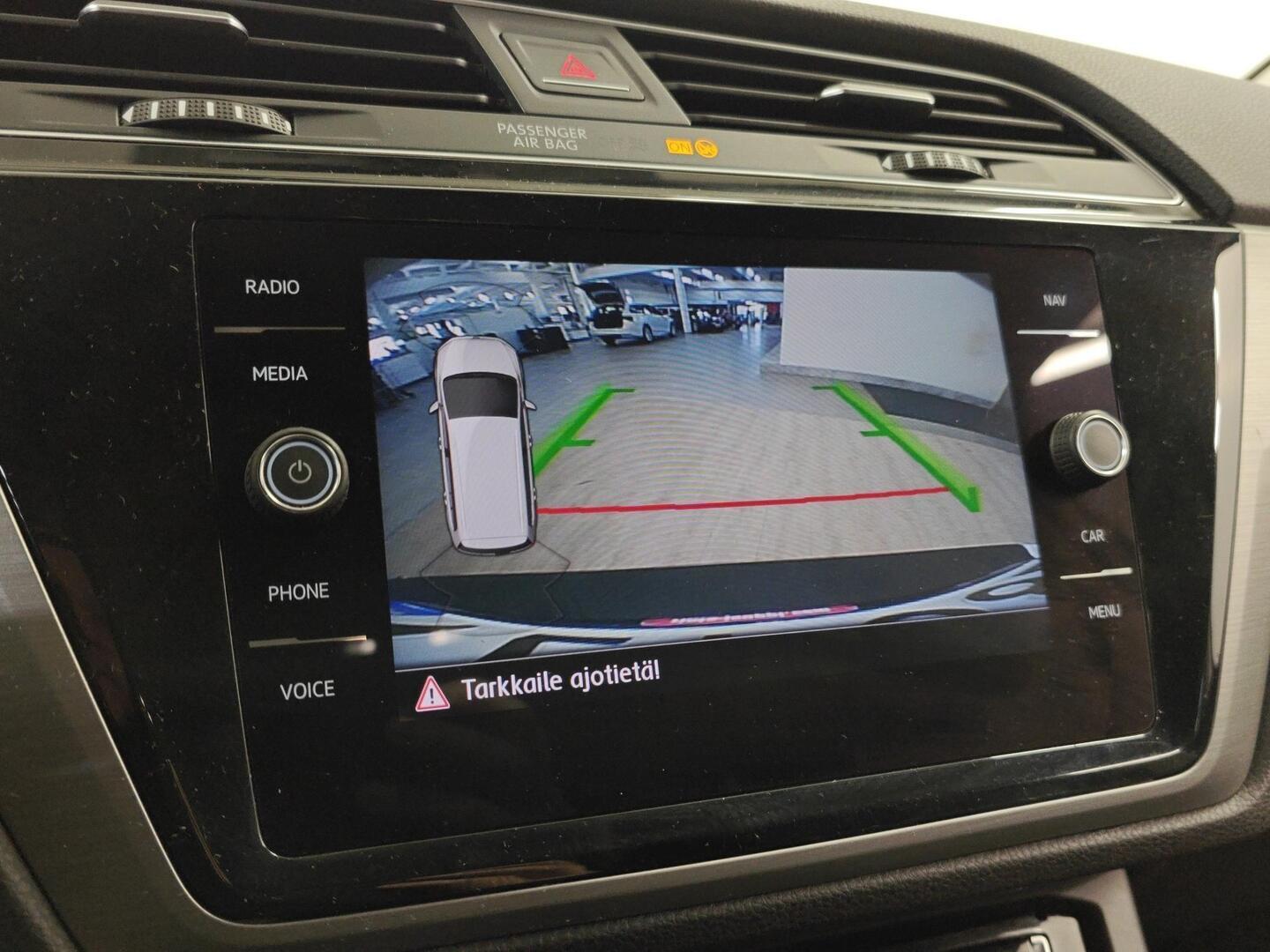 VOLKSWAGEN Touran 2018