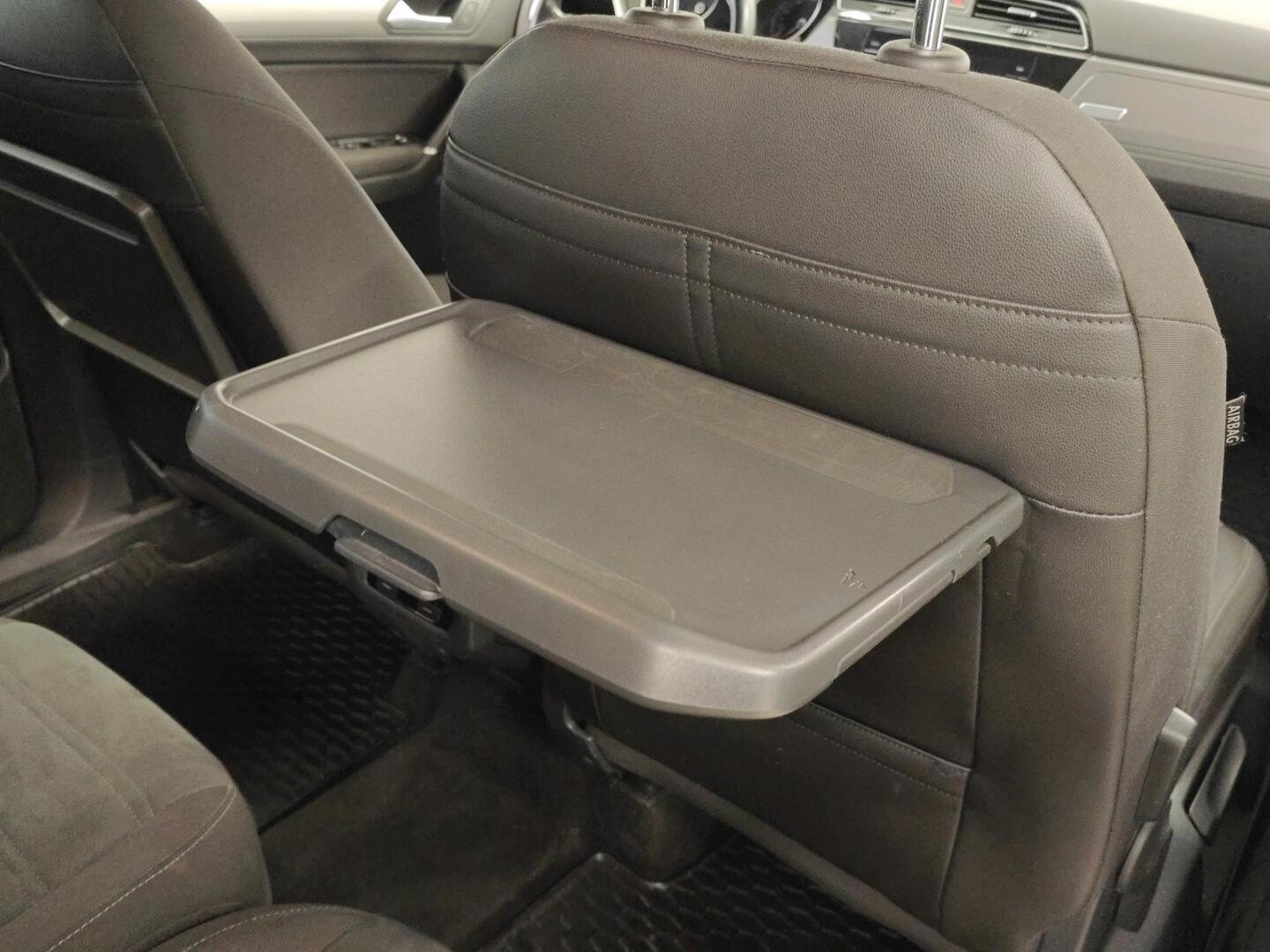 VOLKSWAGEN Touran 2018