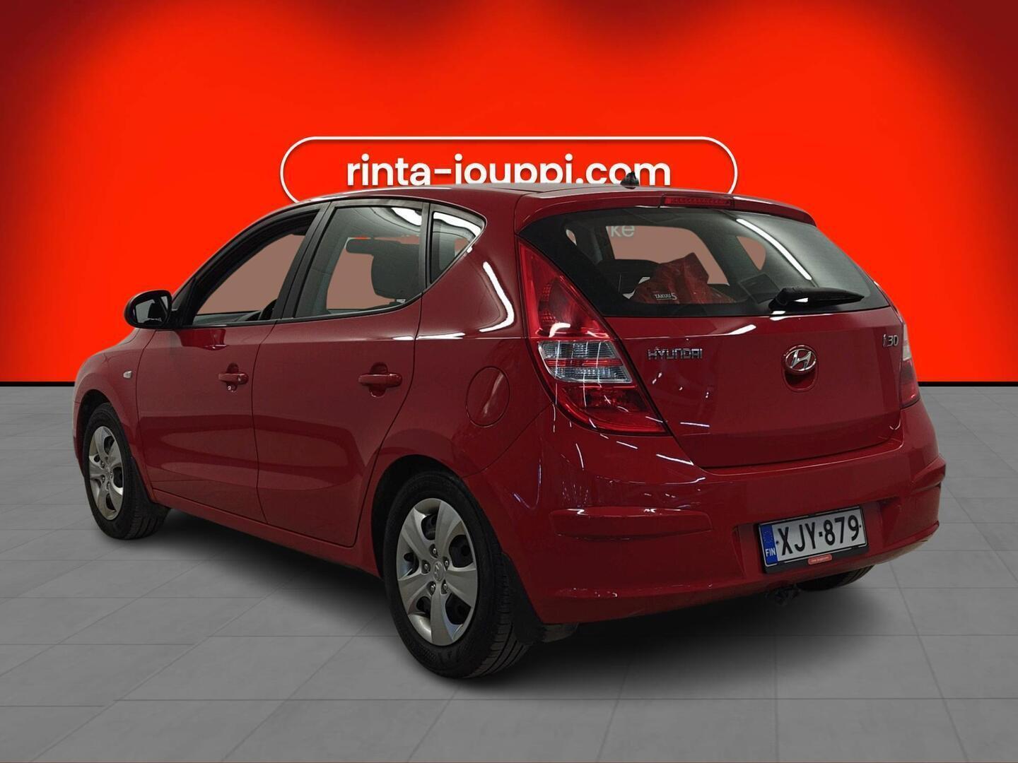 HYUNDAI i30 2011