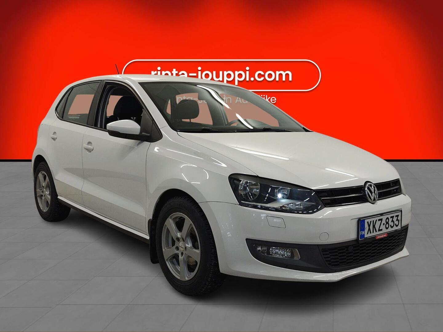 VOLKSWAGEN Polo 2012