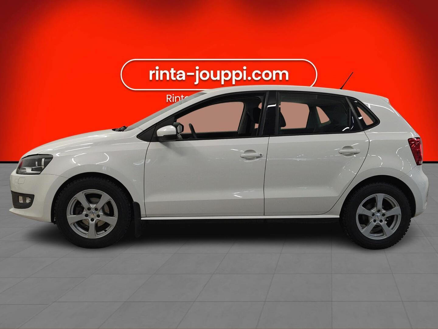 VOLKSWAGEN Polo 2012