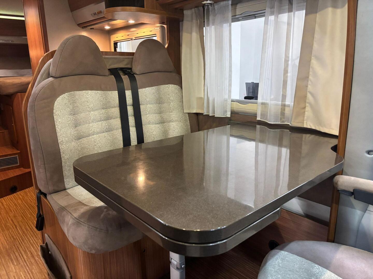 ADRIA Coral S 670 SL 2011