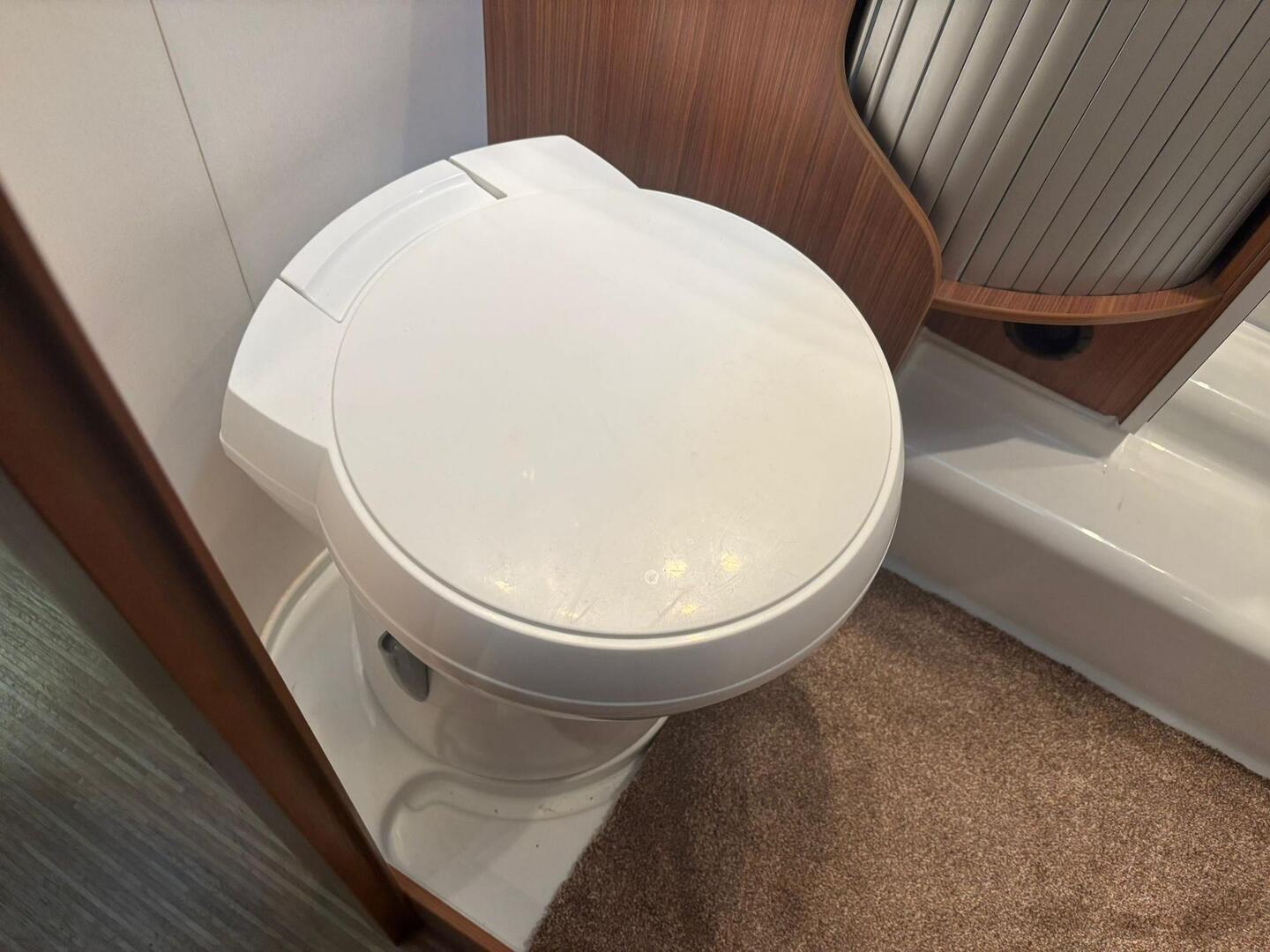 ADRIA Coral S 670 SL 2011