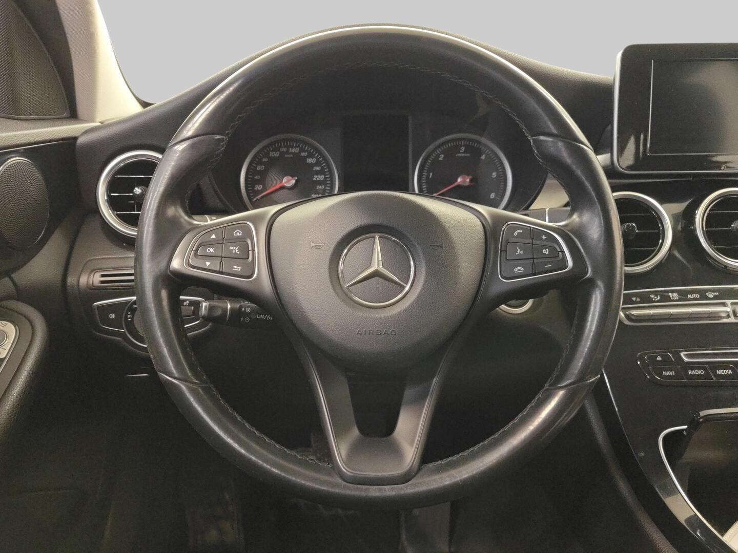 MERCEDES-BENZ C 2015