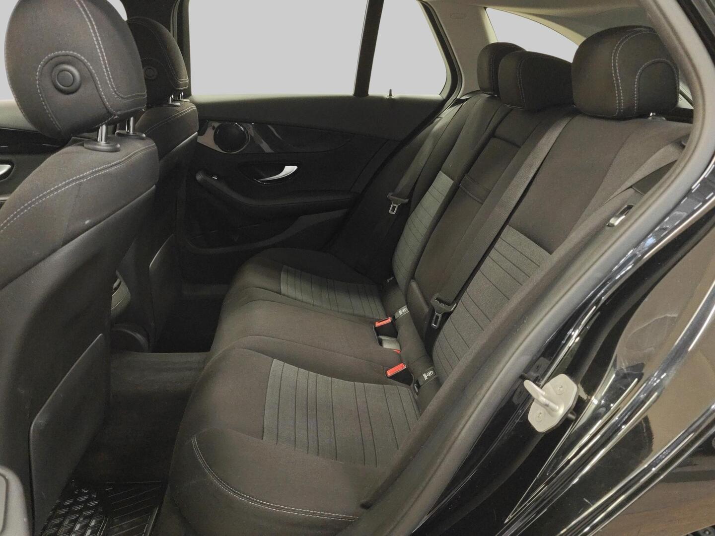 MERCEDES-BENZ C 2015