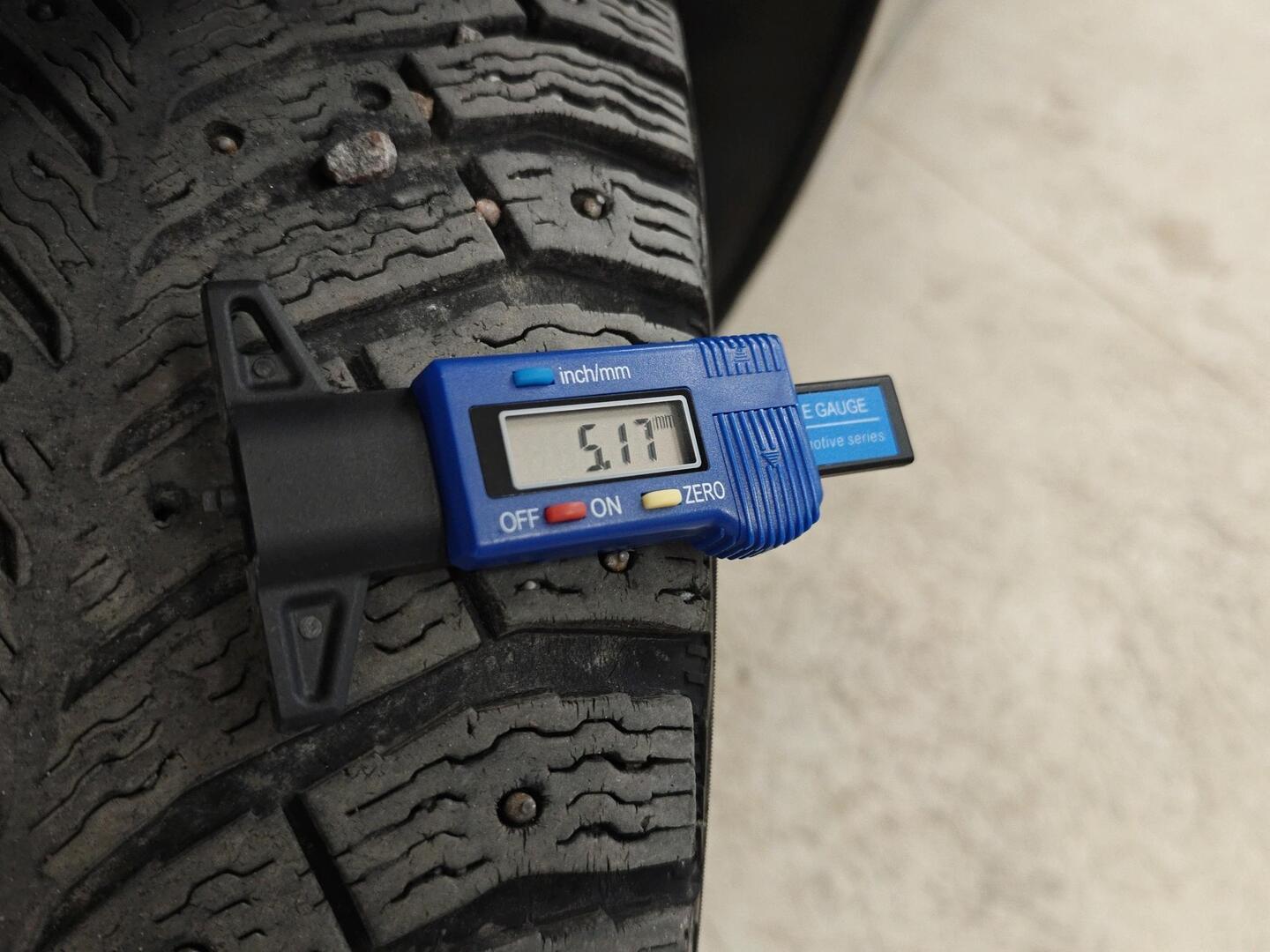 MERCEDES-BENZ C 2015