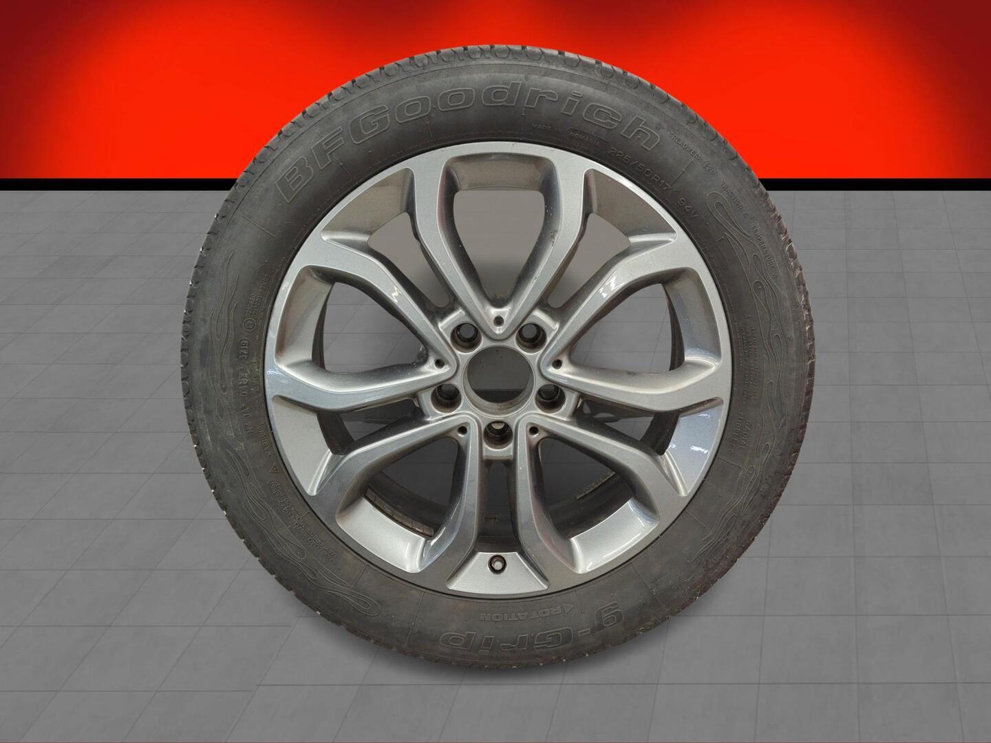 MERCEDES-BENZ C 2015