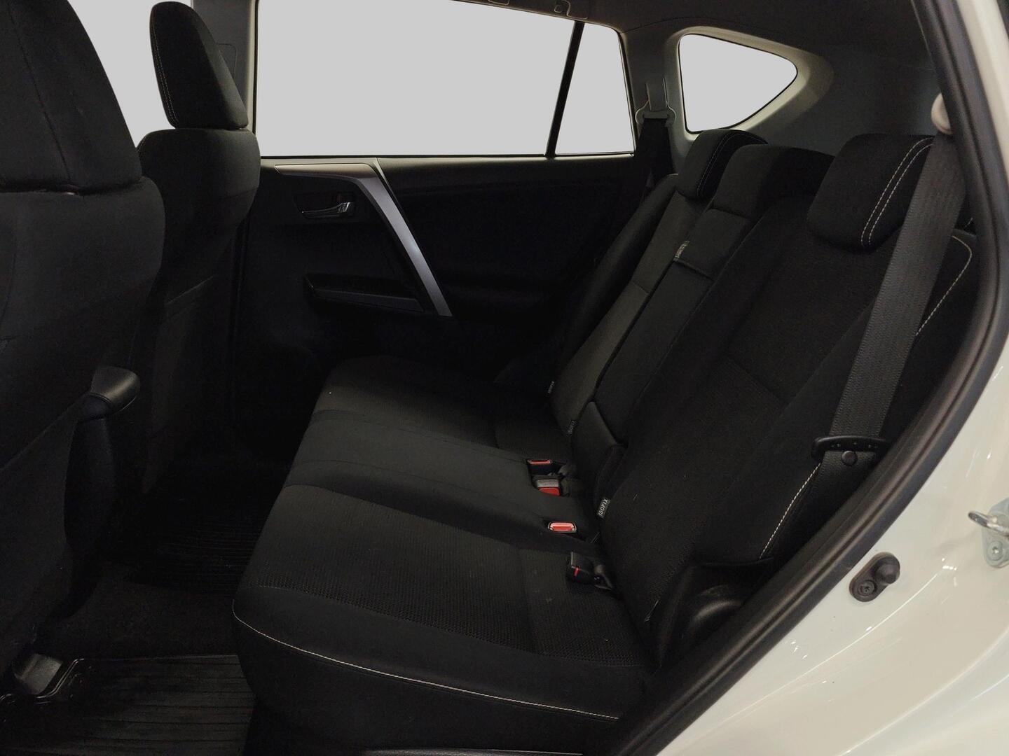 TOYOTA RAV4 2017