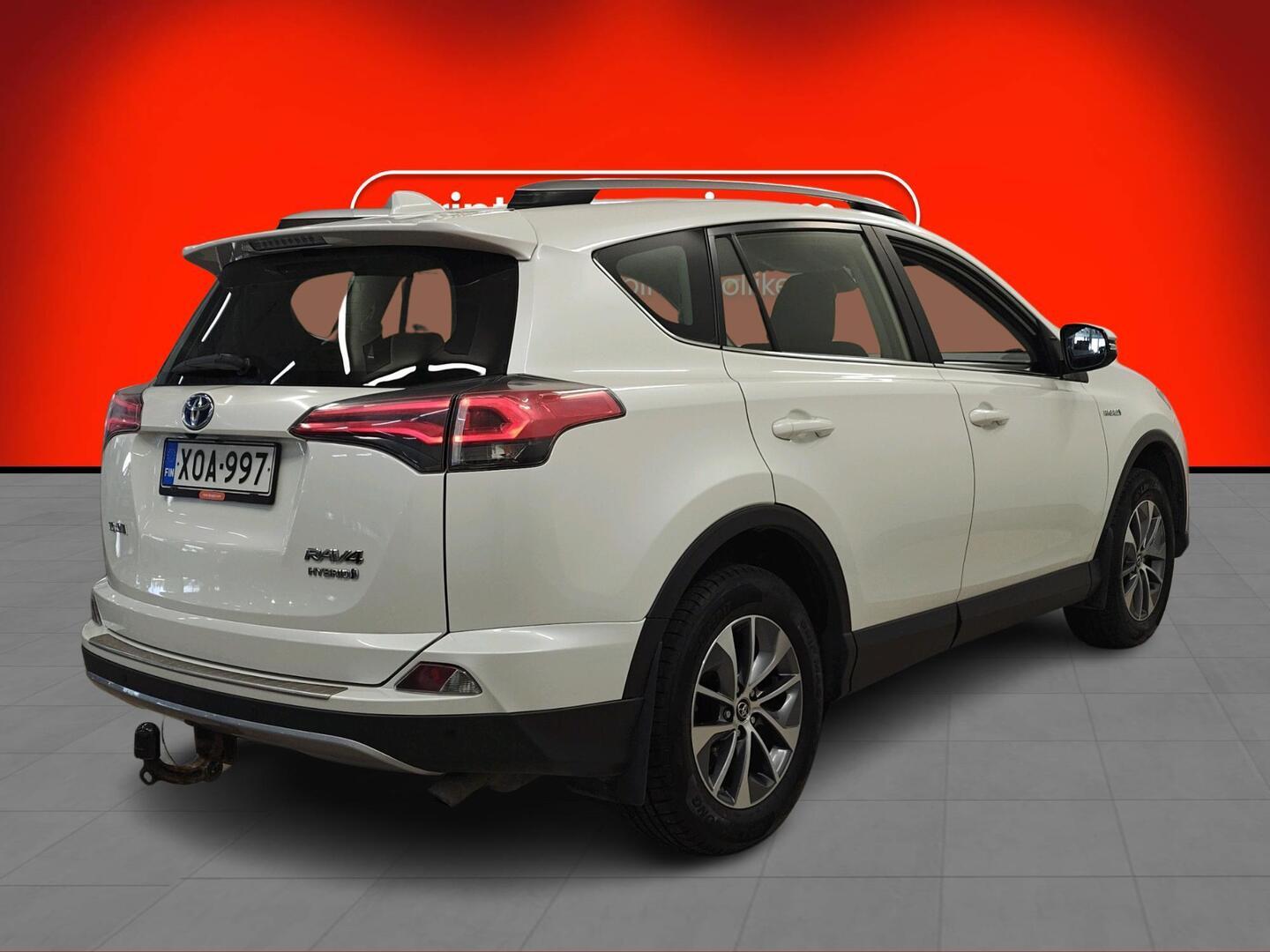 TOYOTA RAV4 2017