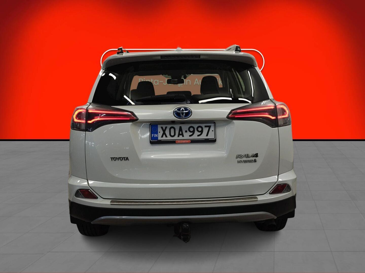 TOYOTA RAV4 2017