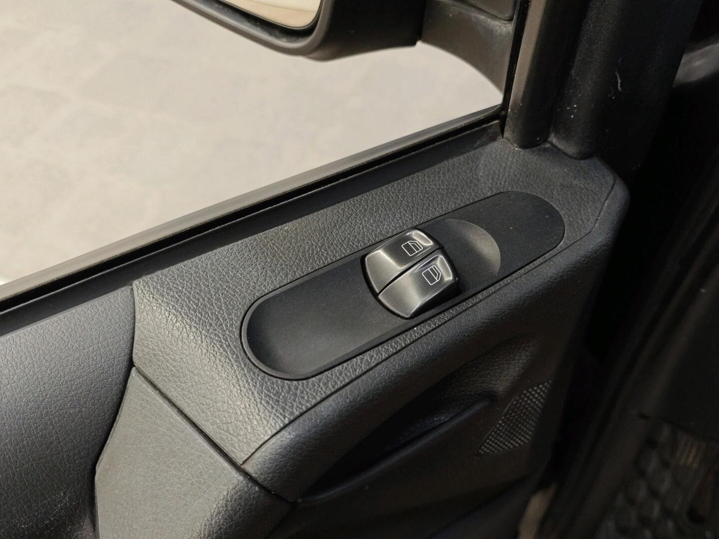 MERCEDES-BENZ Vito 2014