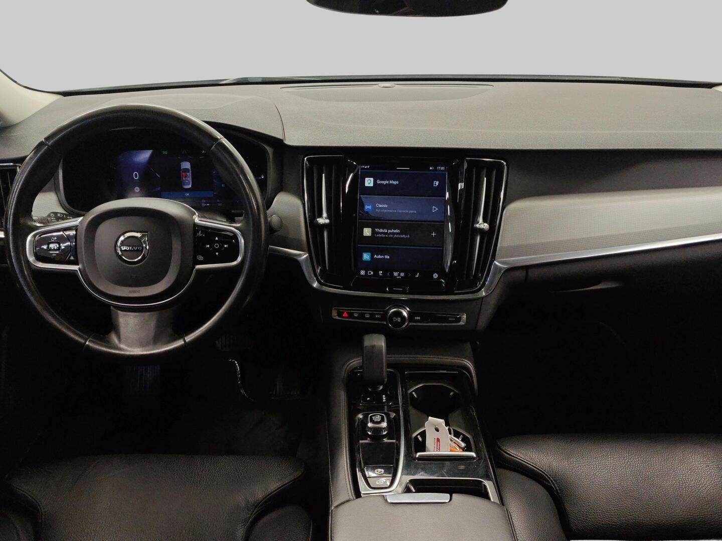 VOLVO S90 2023
