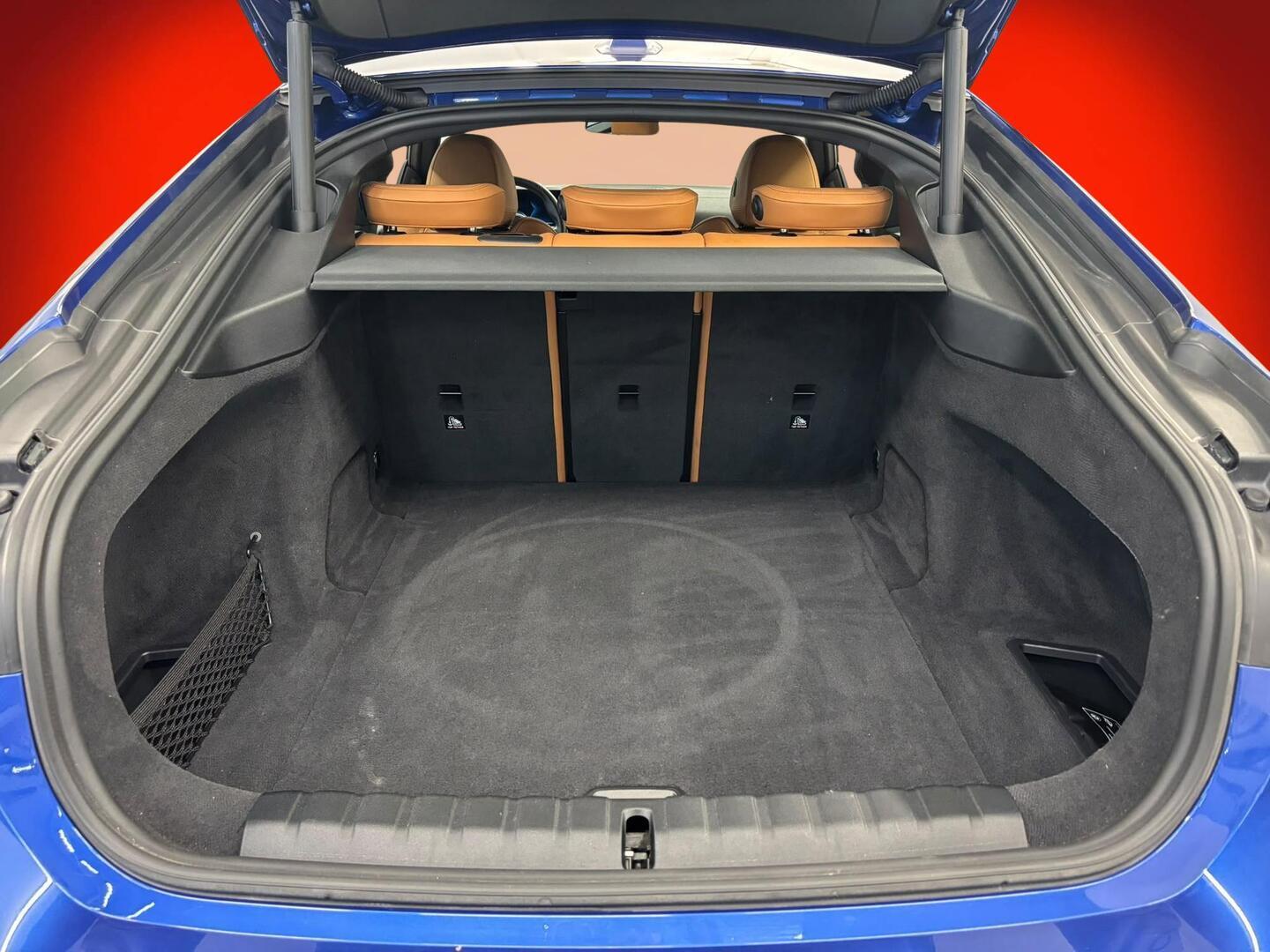 BMW i4 2023