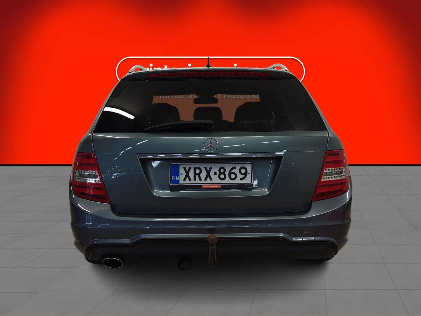 MERCEDES-BENZ C 2012