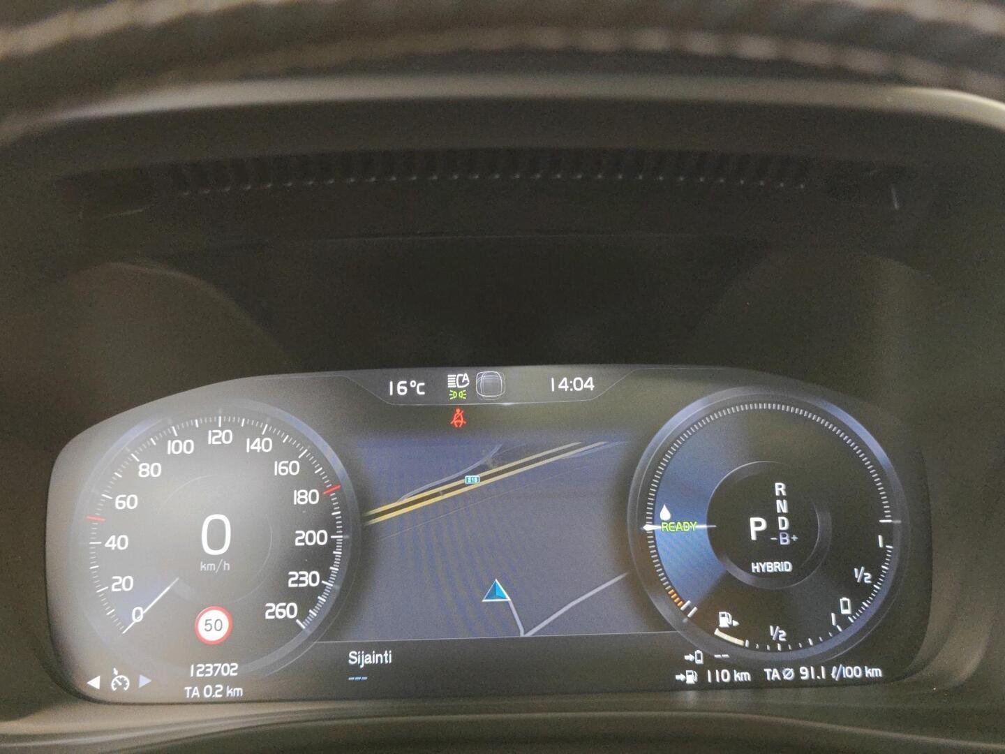 VOLVO XC40 2021