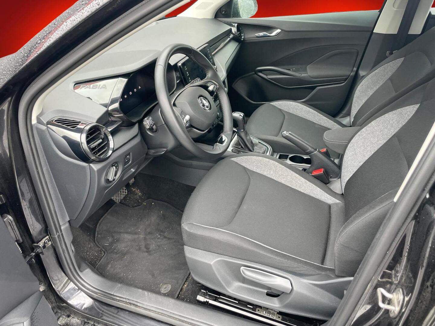 SKODA FABIA 2025