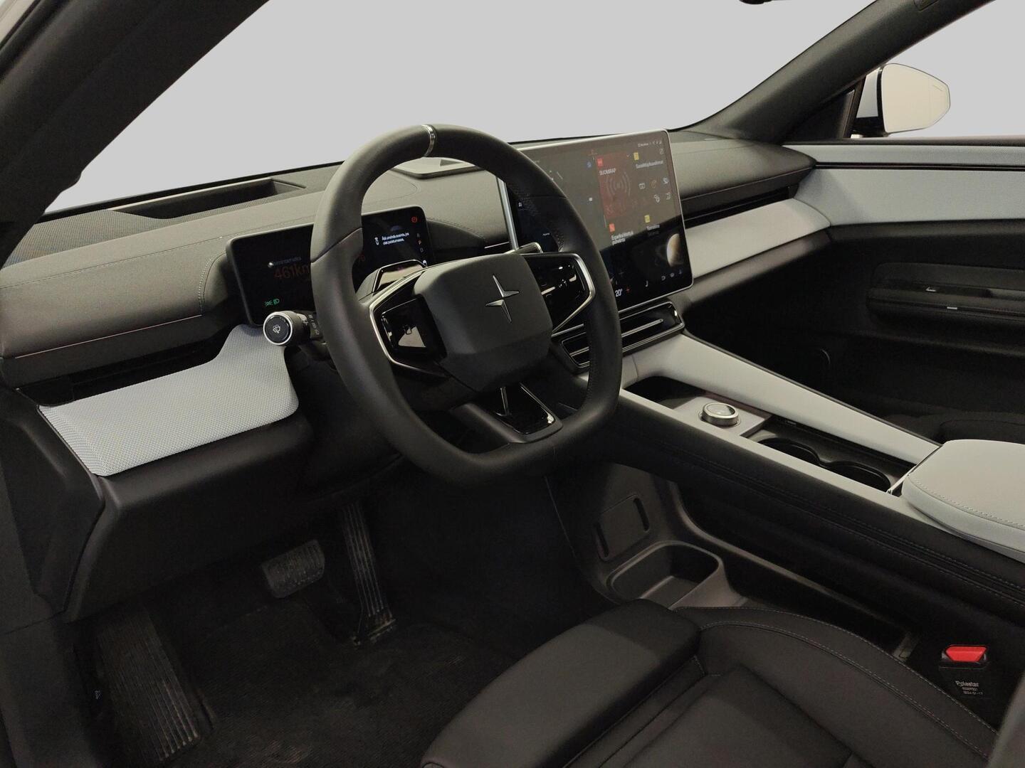 POLESTAR 4 2025