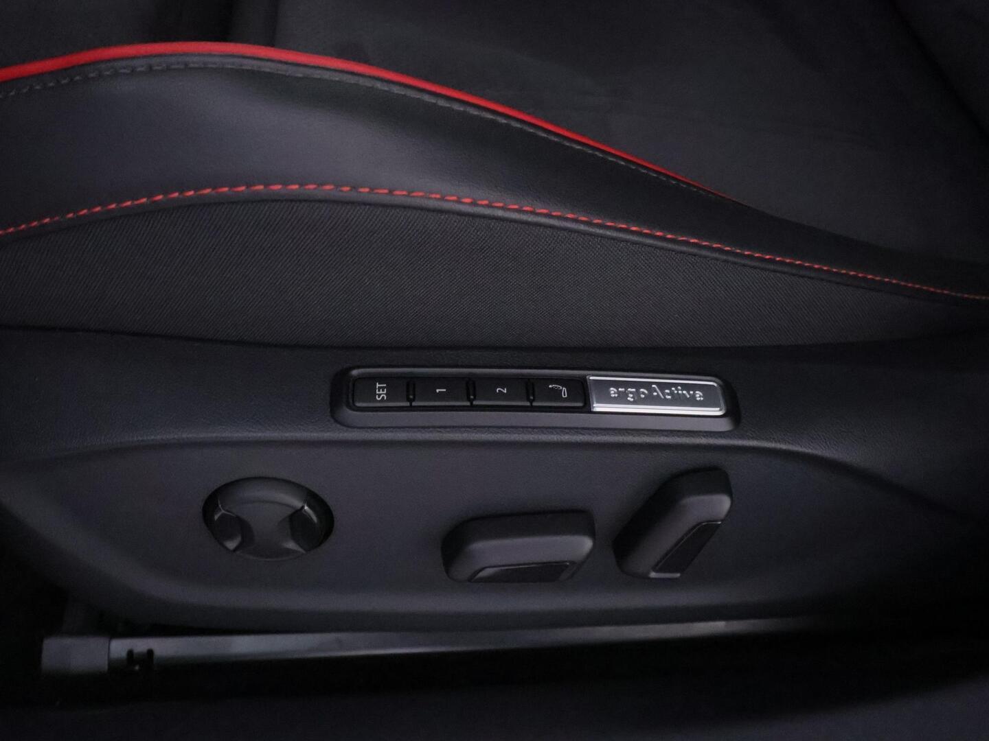 VOLKSWAGEN ID.7 2025