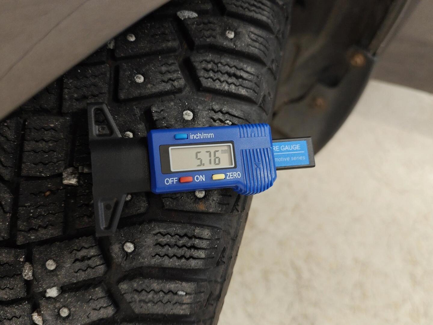 TOYOTA Urban Cruiser 2010