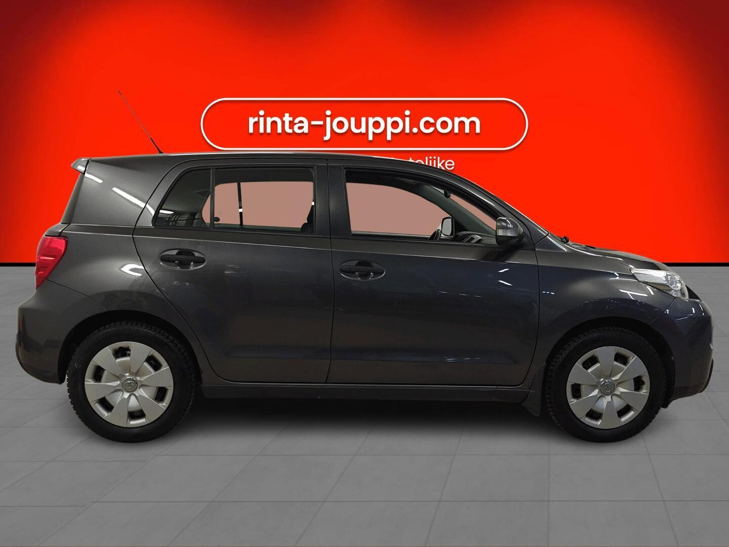 TOYOTA Urban Cruiser 2010