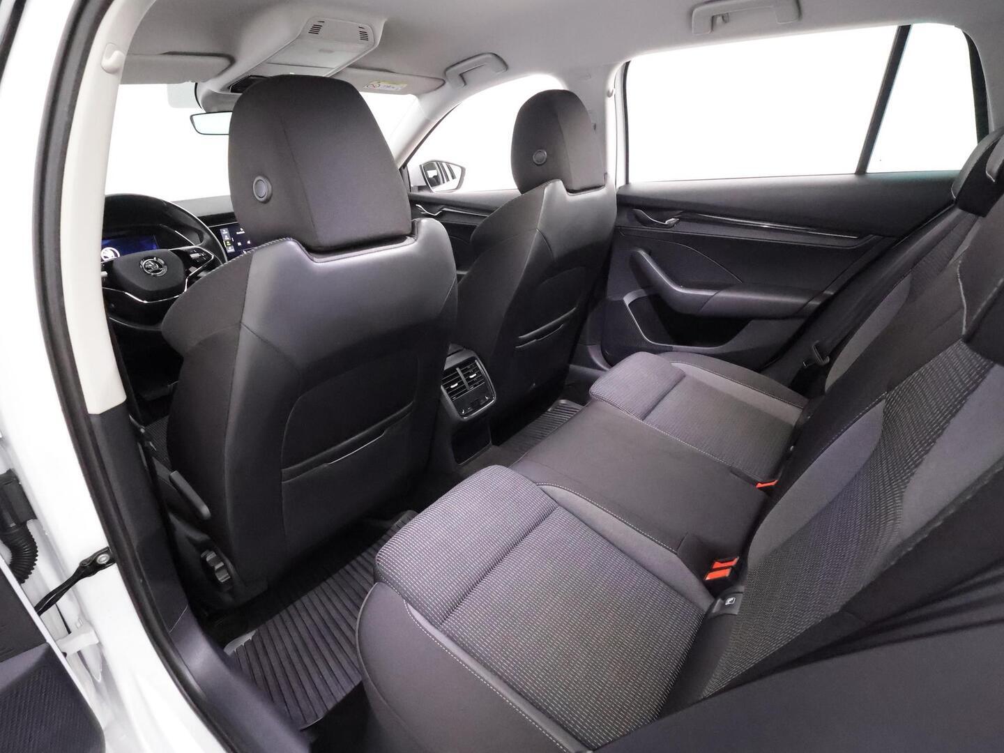 SKODA Octavia 2023