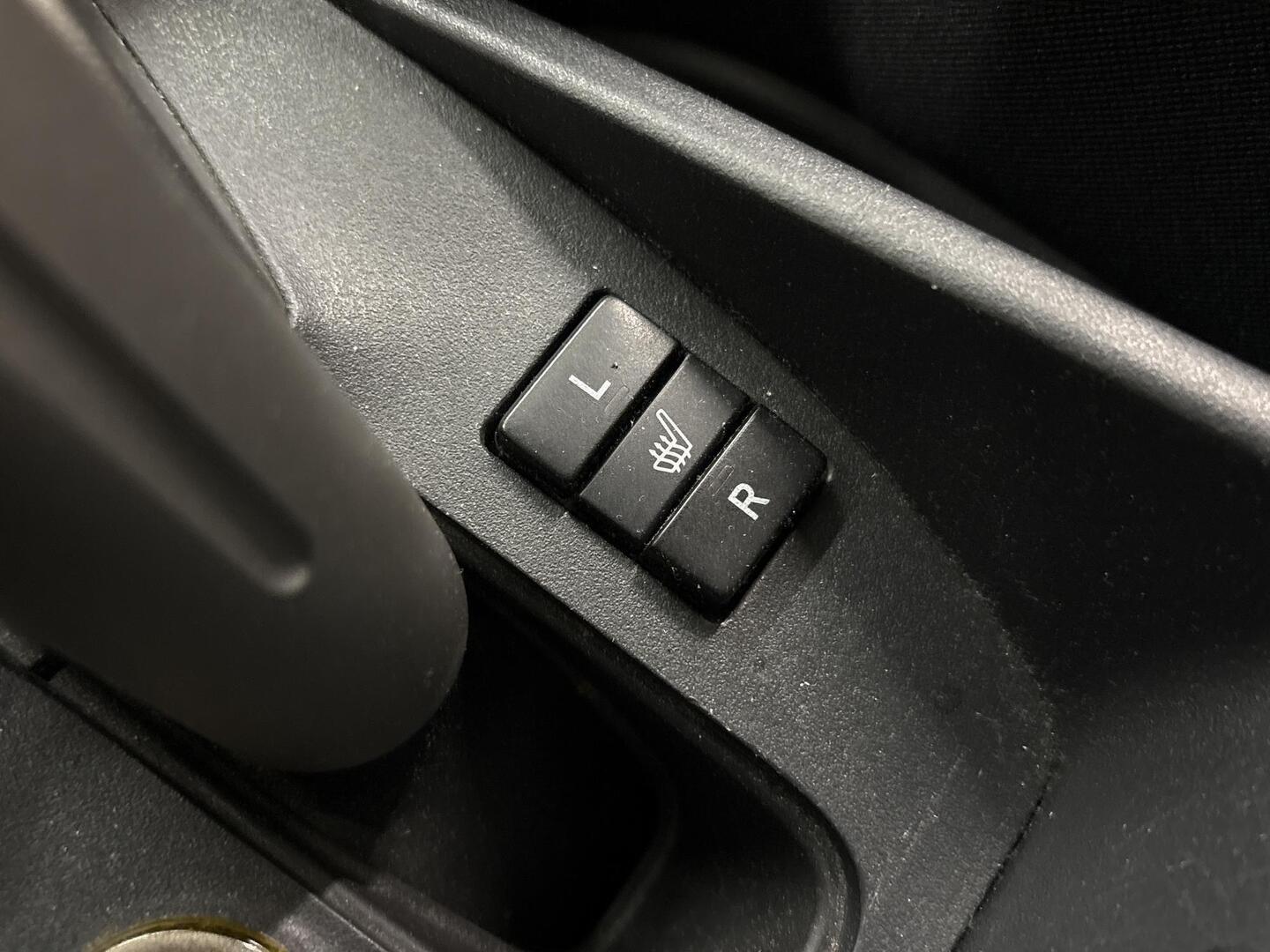 TOYOTA Auris 2008