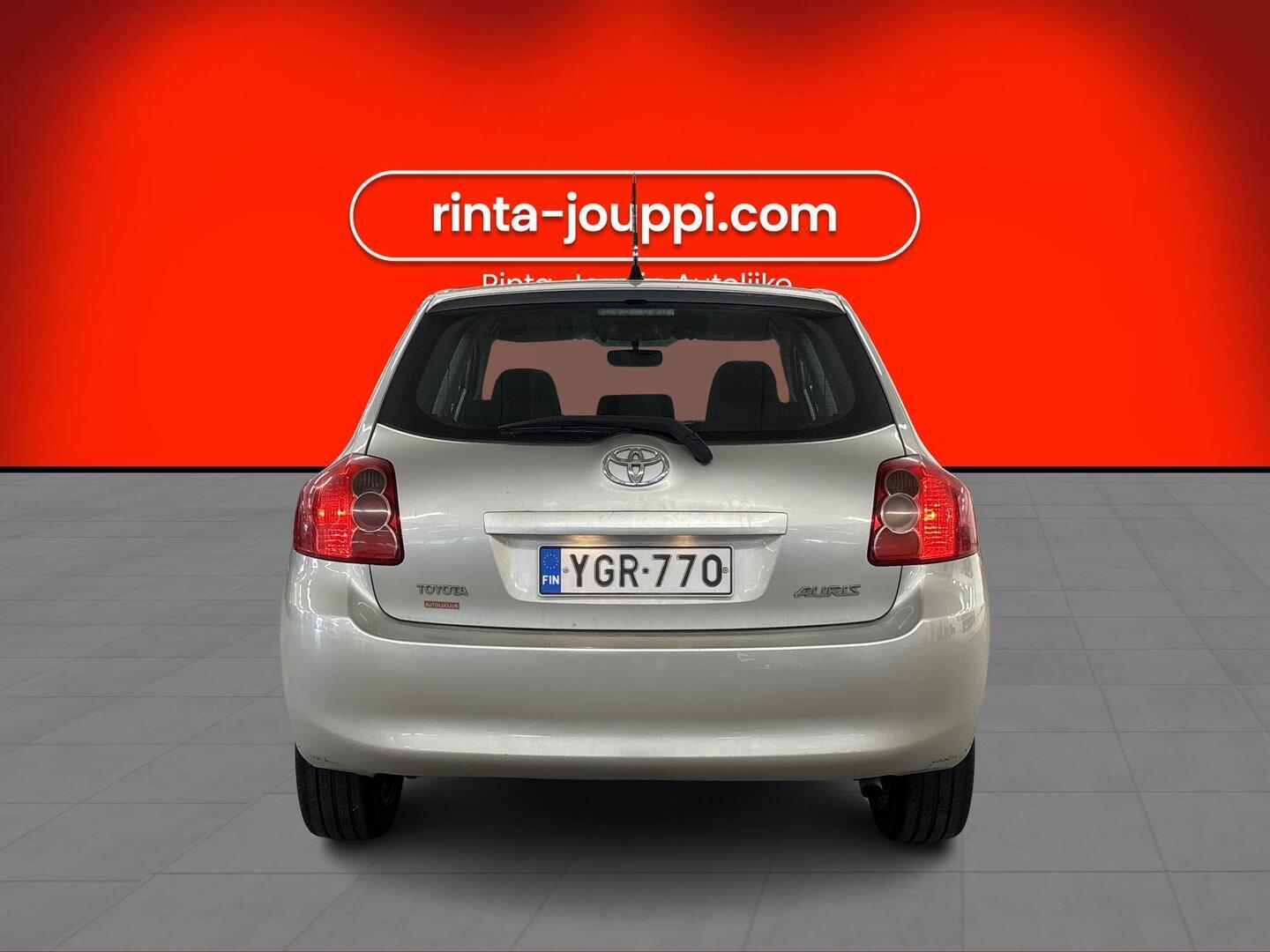 TOYOTA Auris 2008