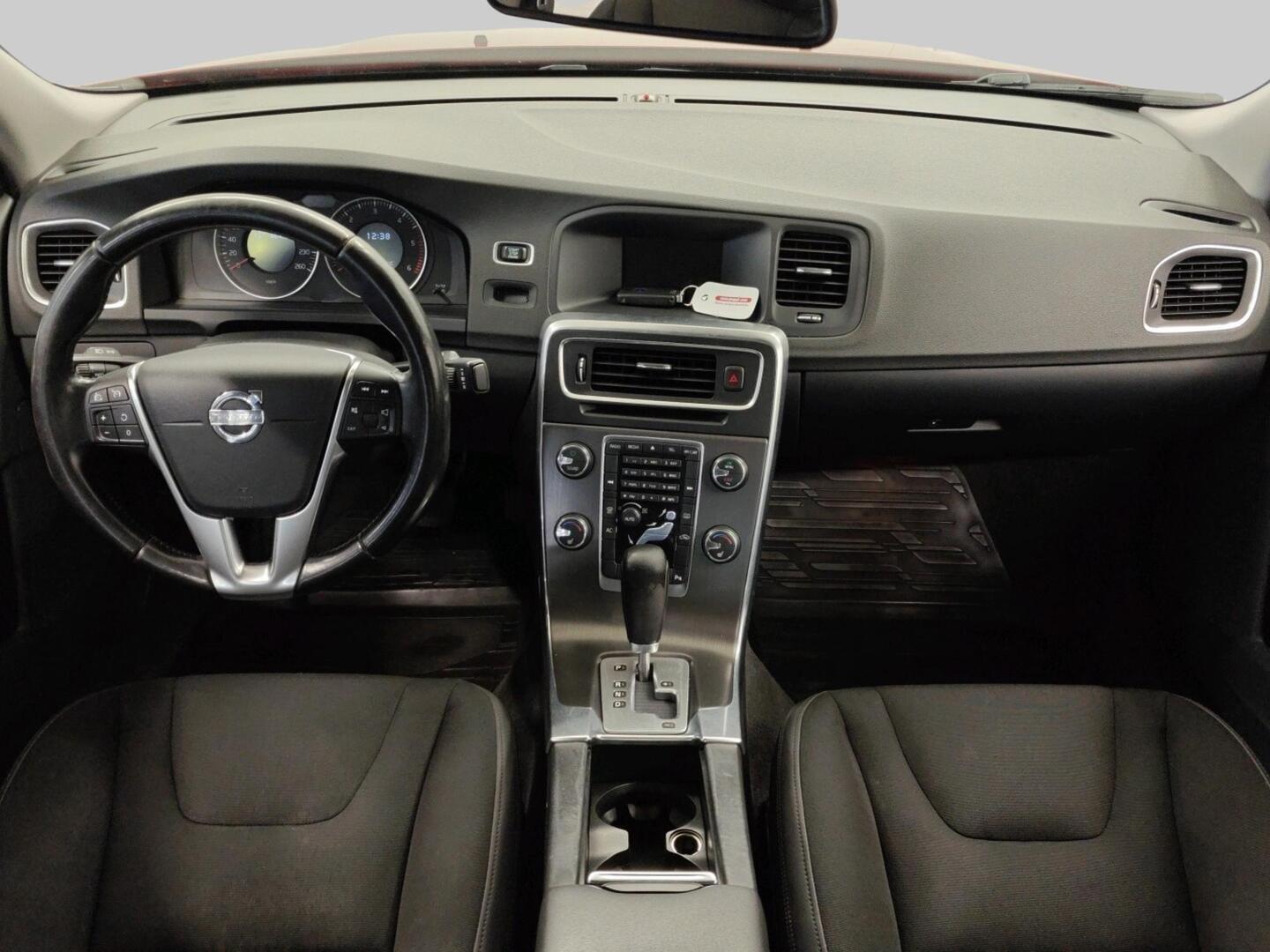 VOLVO S60 2011