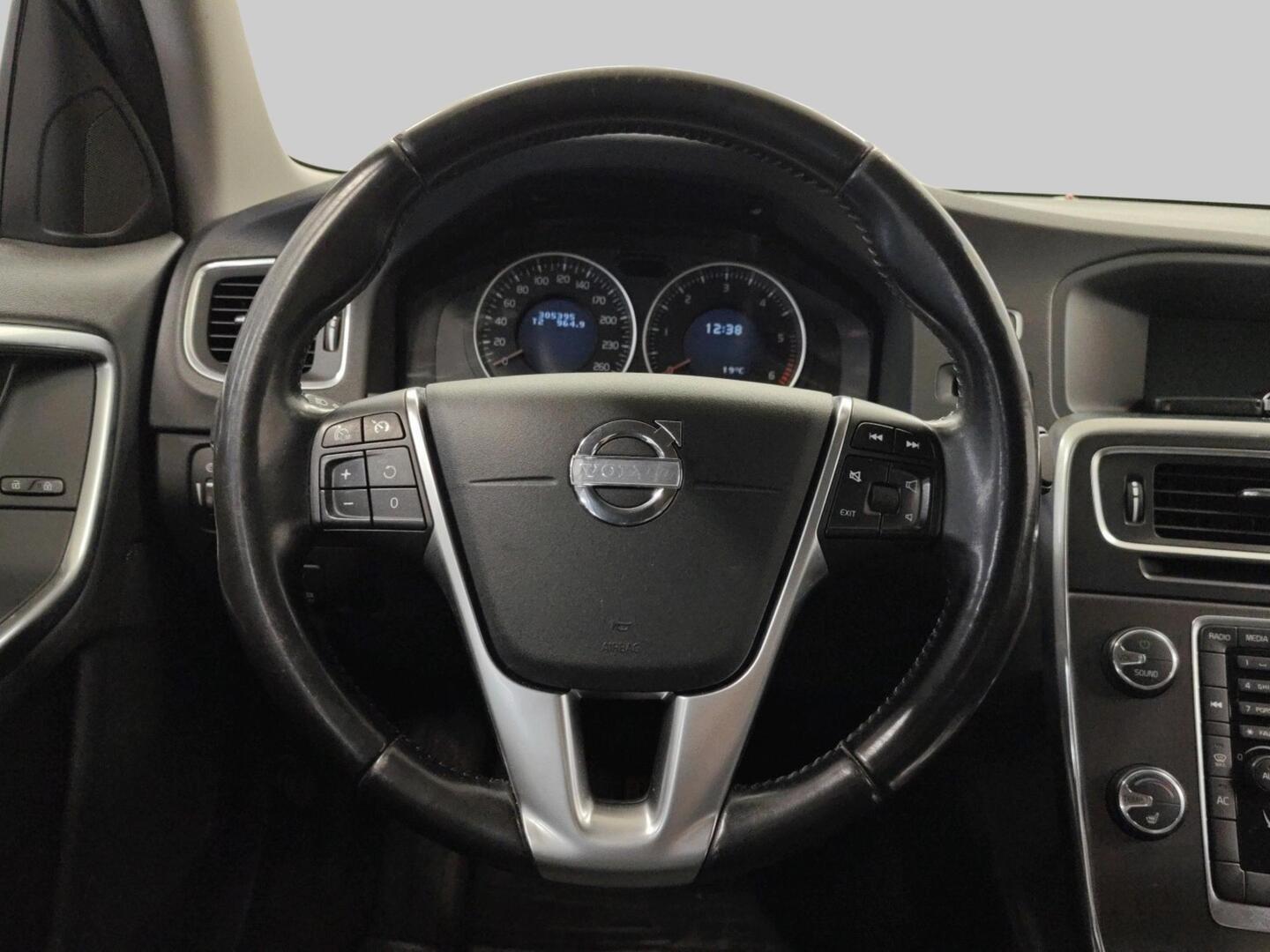 VOLVO S60 2011