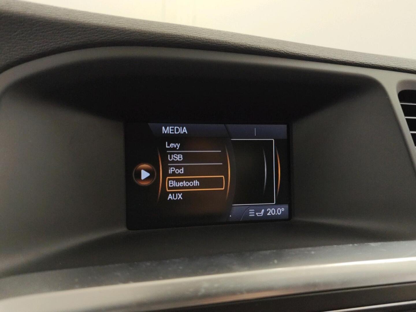 VOLVO S60 2011