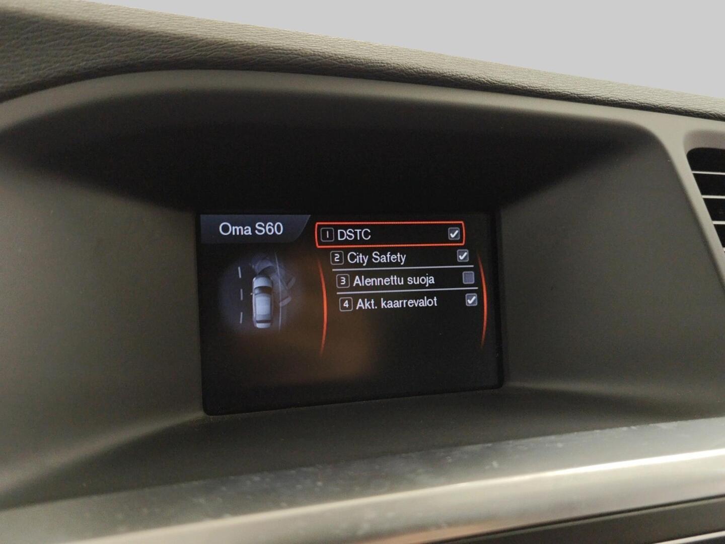 VOLVO S60 2011