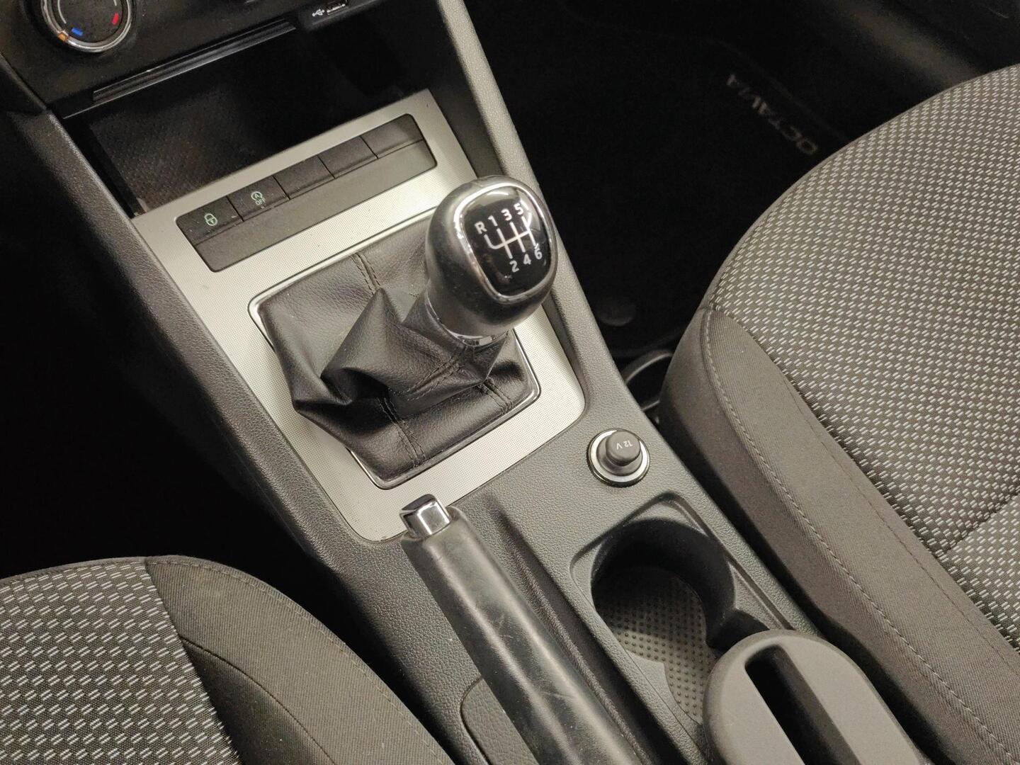 SKODA OCTAVIA 2015