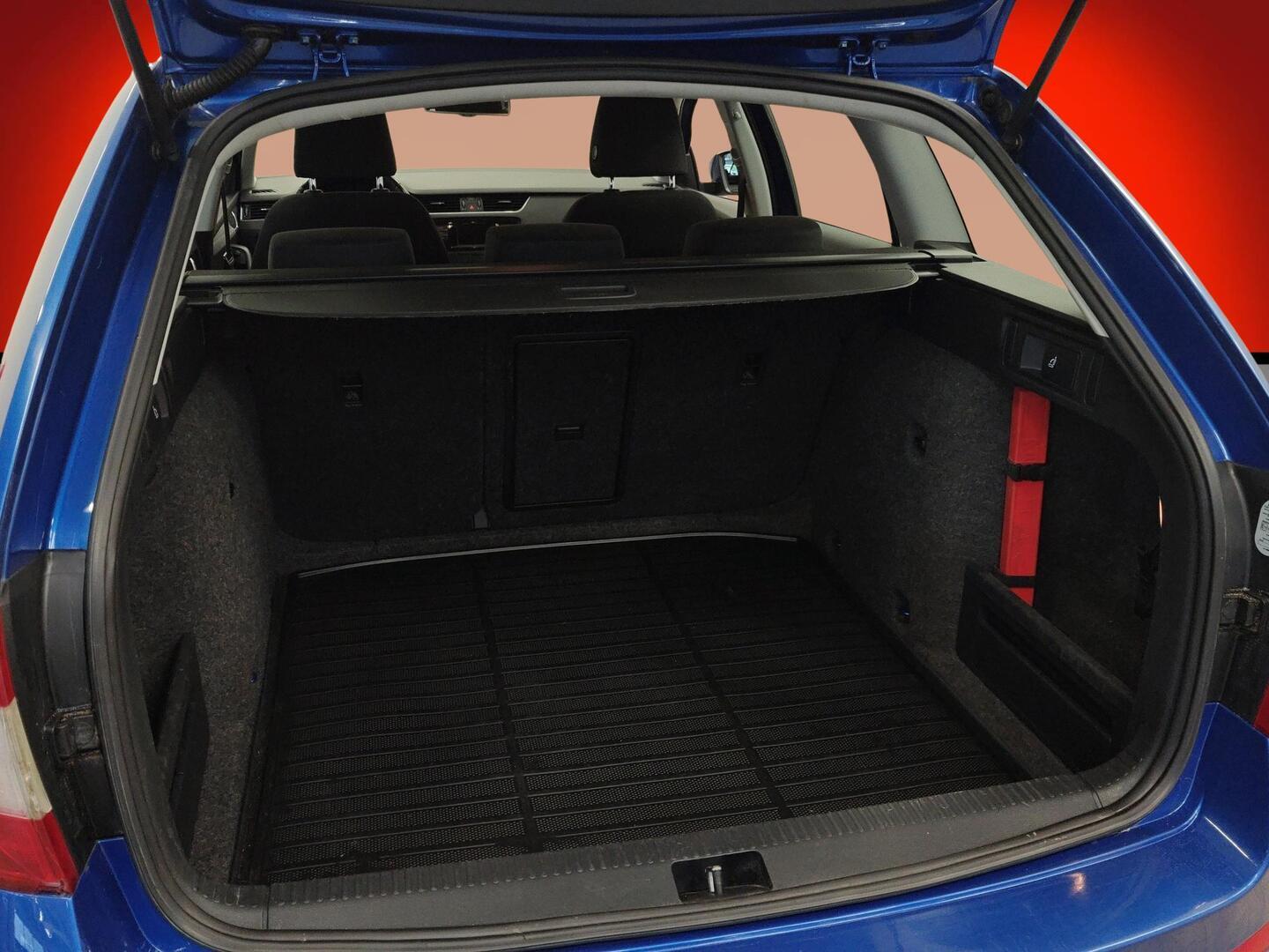 SKODA OCTAVIA 2015