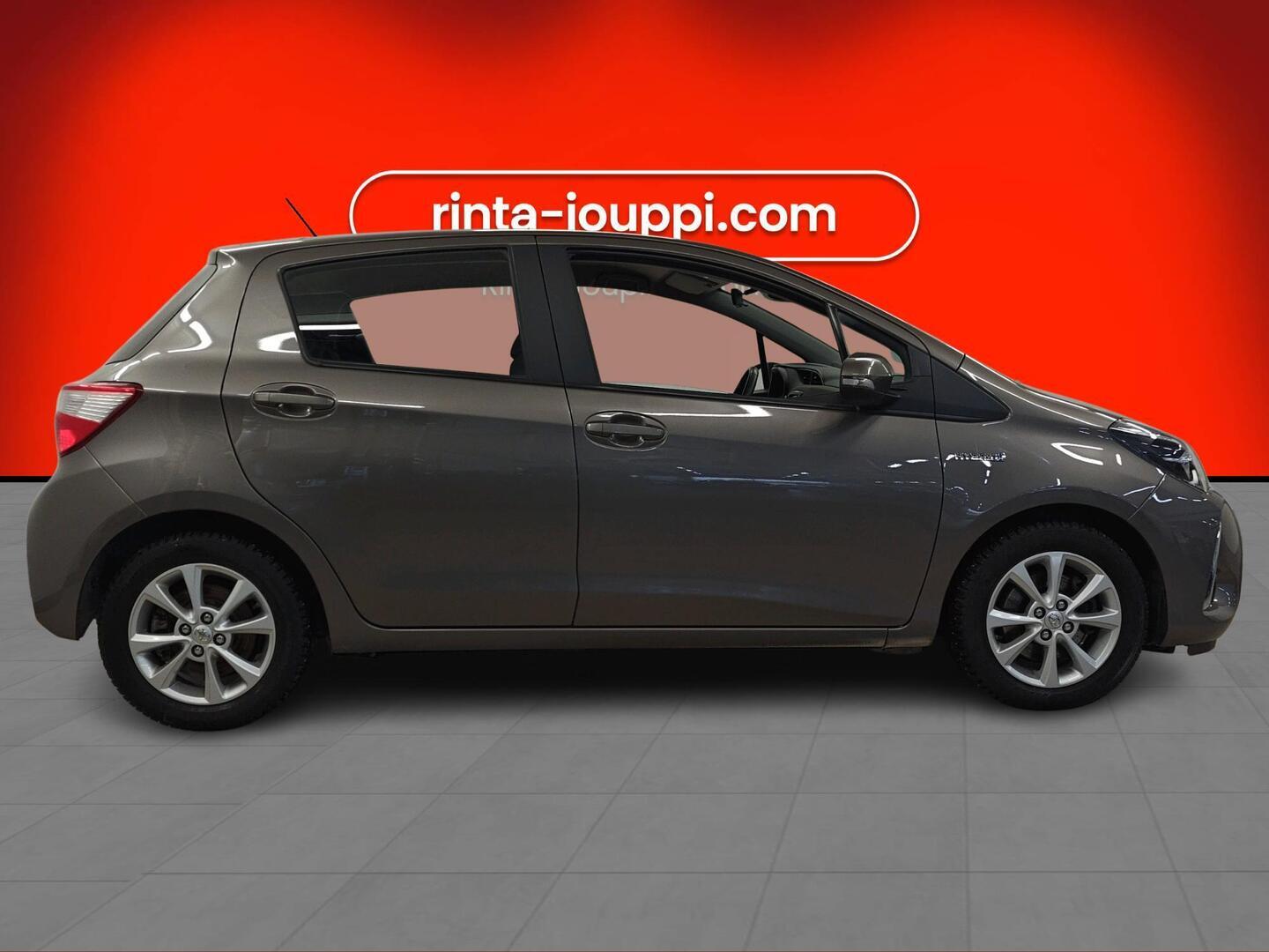 TOYOTA YARIS 2018