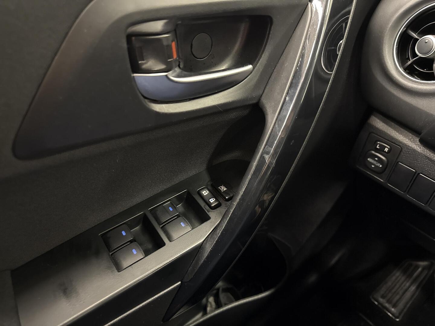 TOYOTA Auris 2018