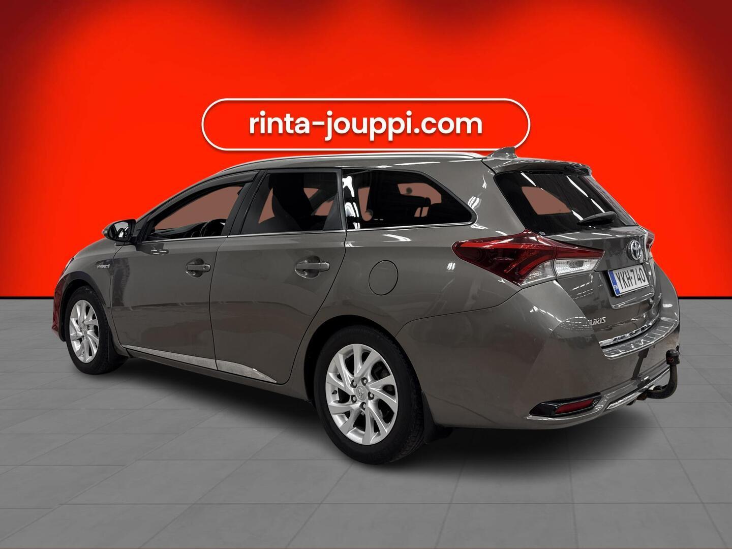 TOYOTA Auris 2018