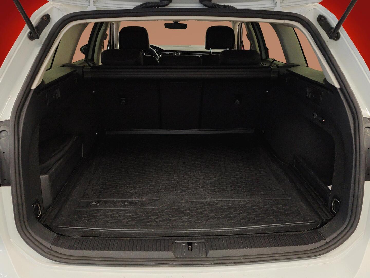 VOLKSWAGEN Passat 2018