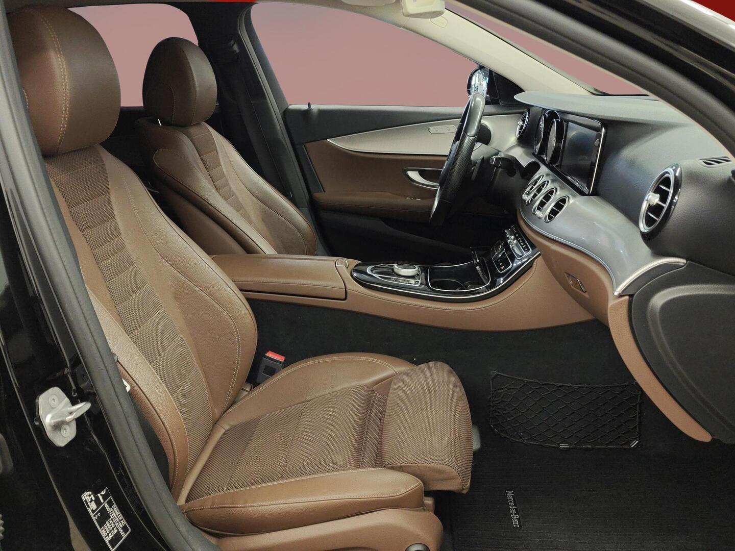 MERCEDES-BENZ E 2017