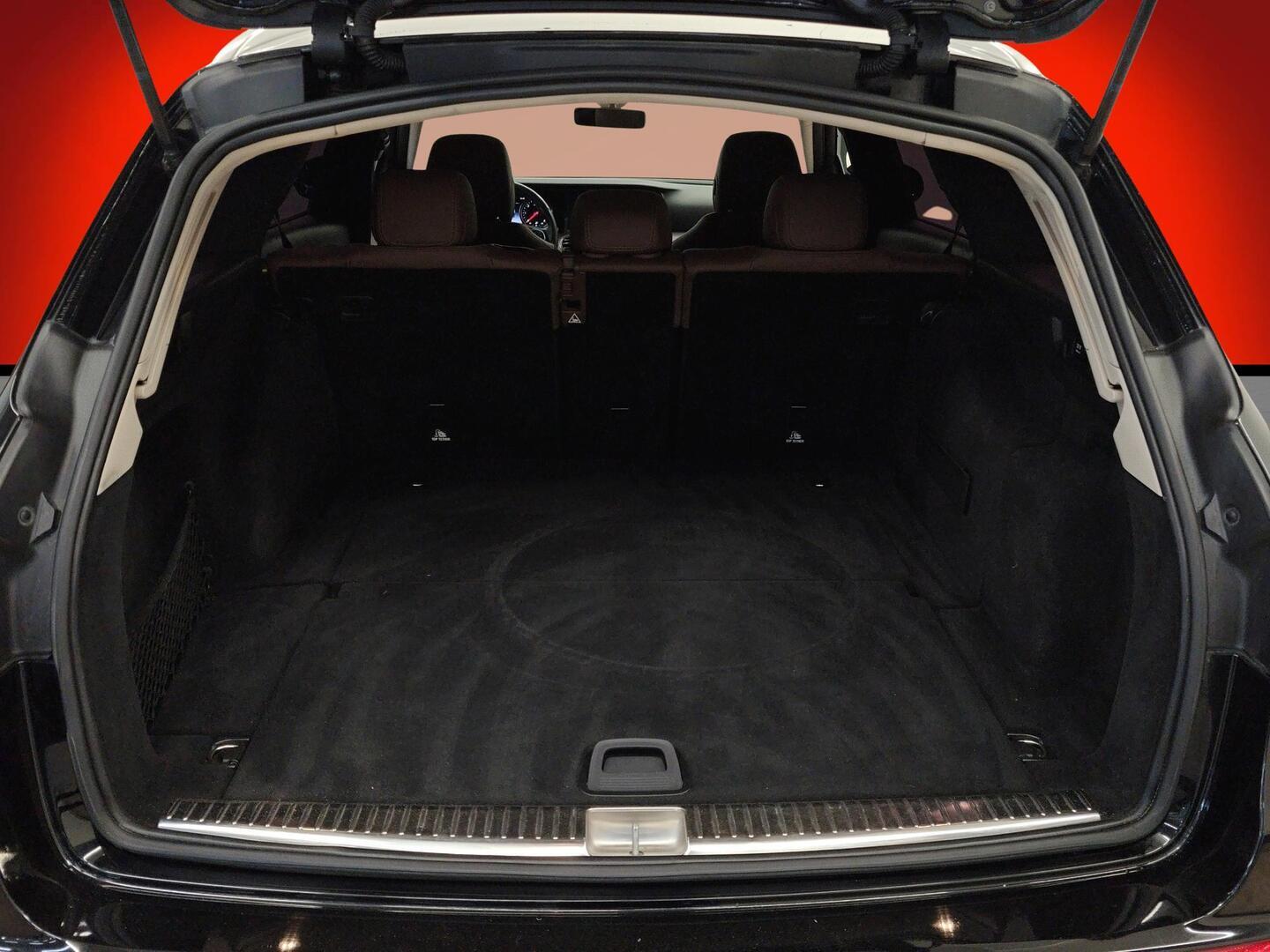 MERCEDES-BENZ E 2017