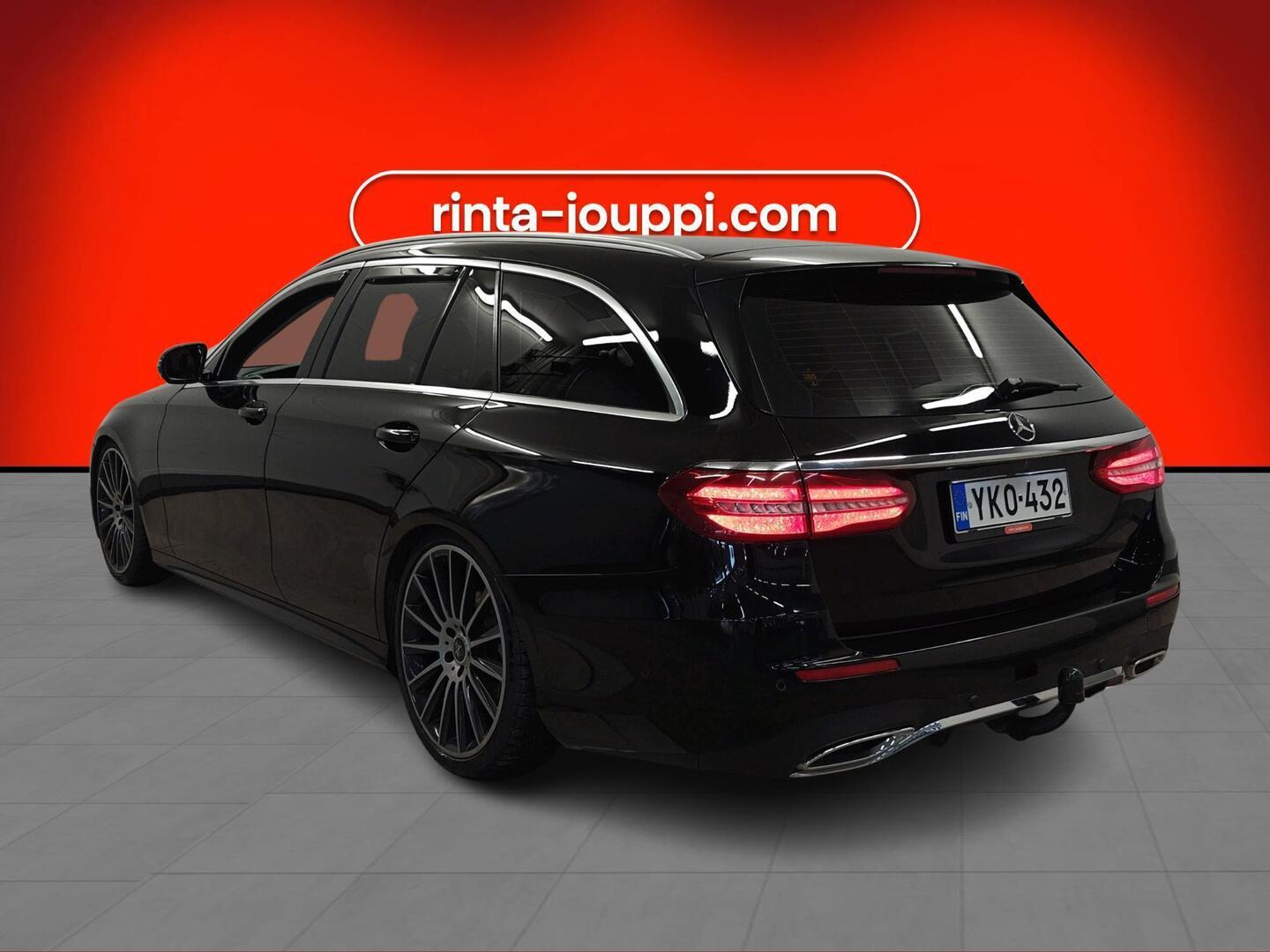 MERCEDES-BENZ E 2017