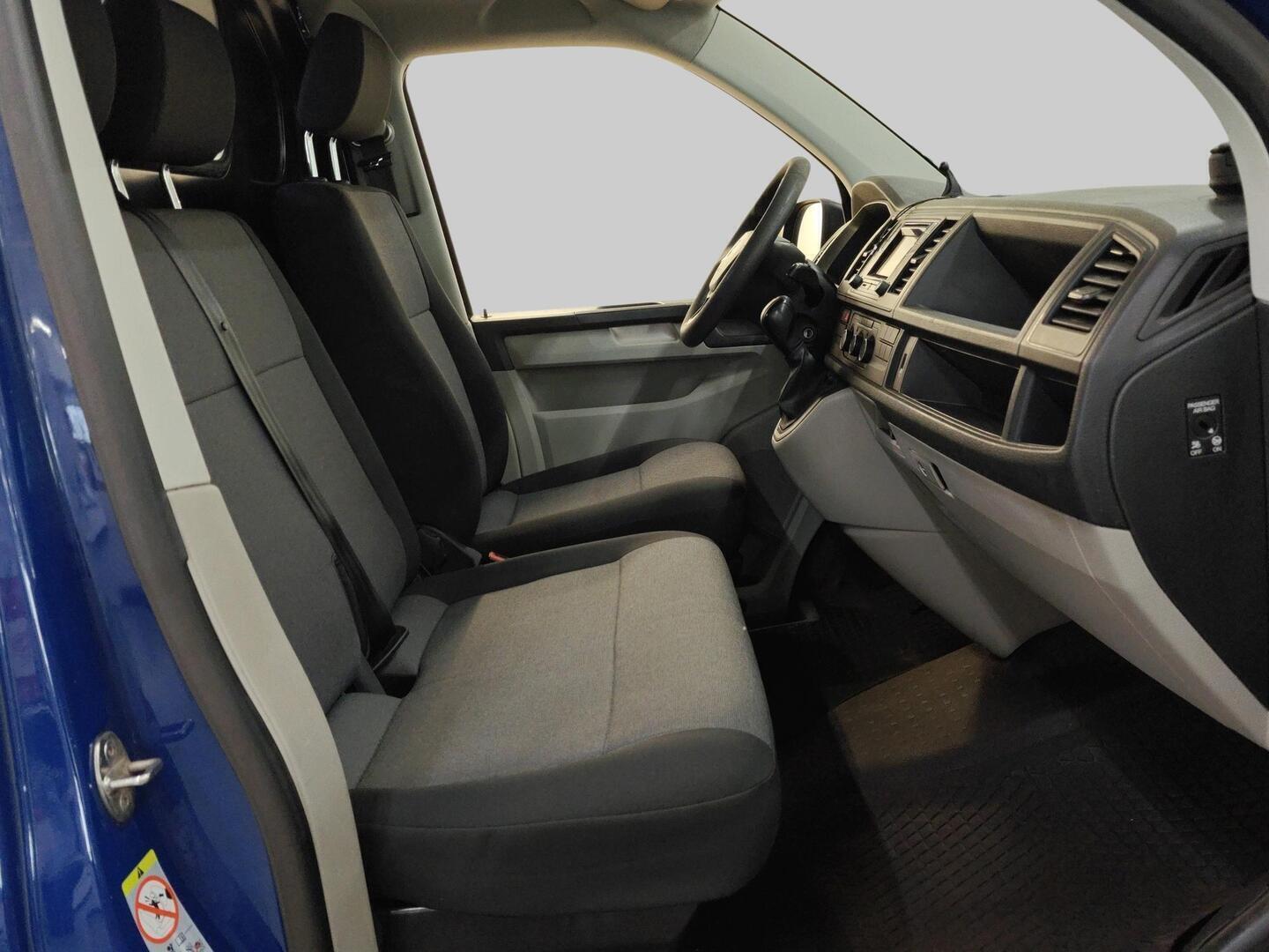 VOLKSWAGEN Transporter 2019