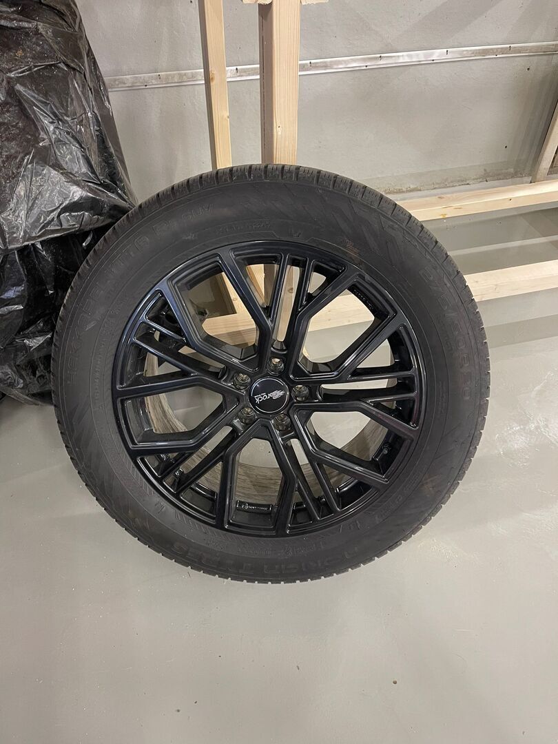 MERCEDES-BENZ GLE 2021