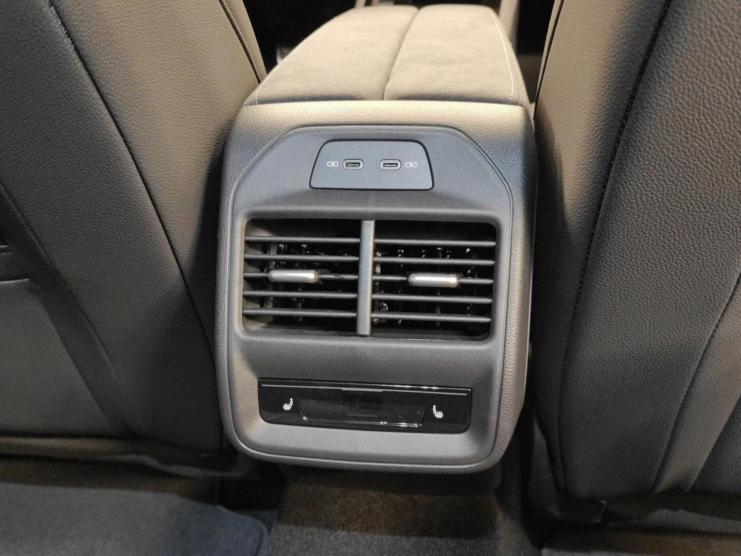 SKODA Superb 2026