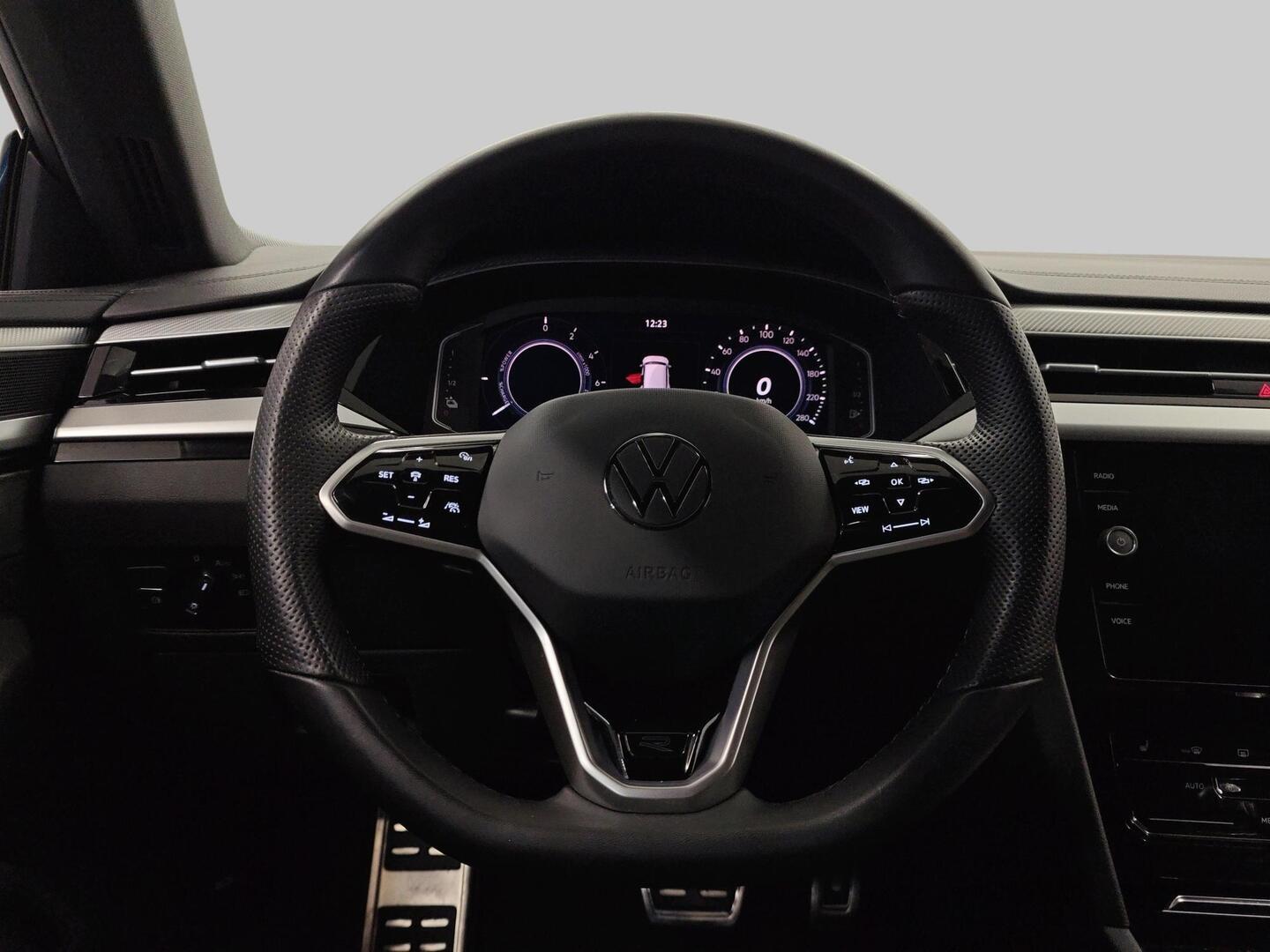 VOLKSWAGEN Arteon 2023