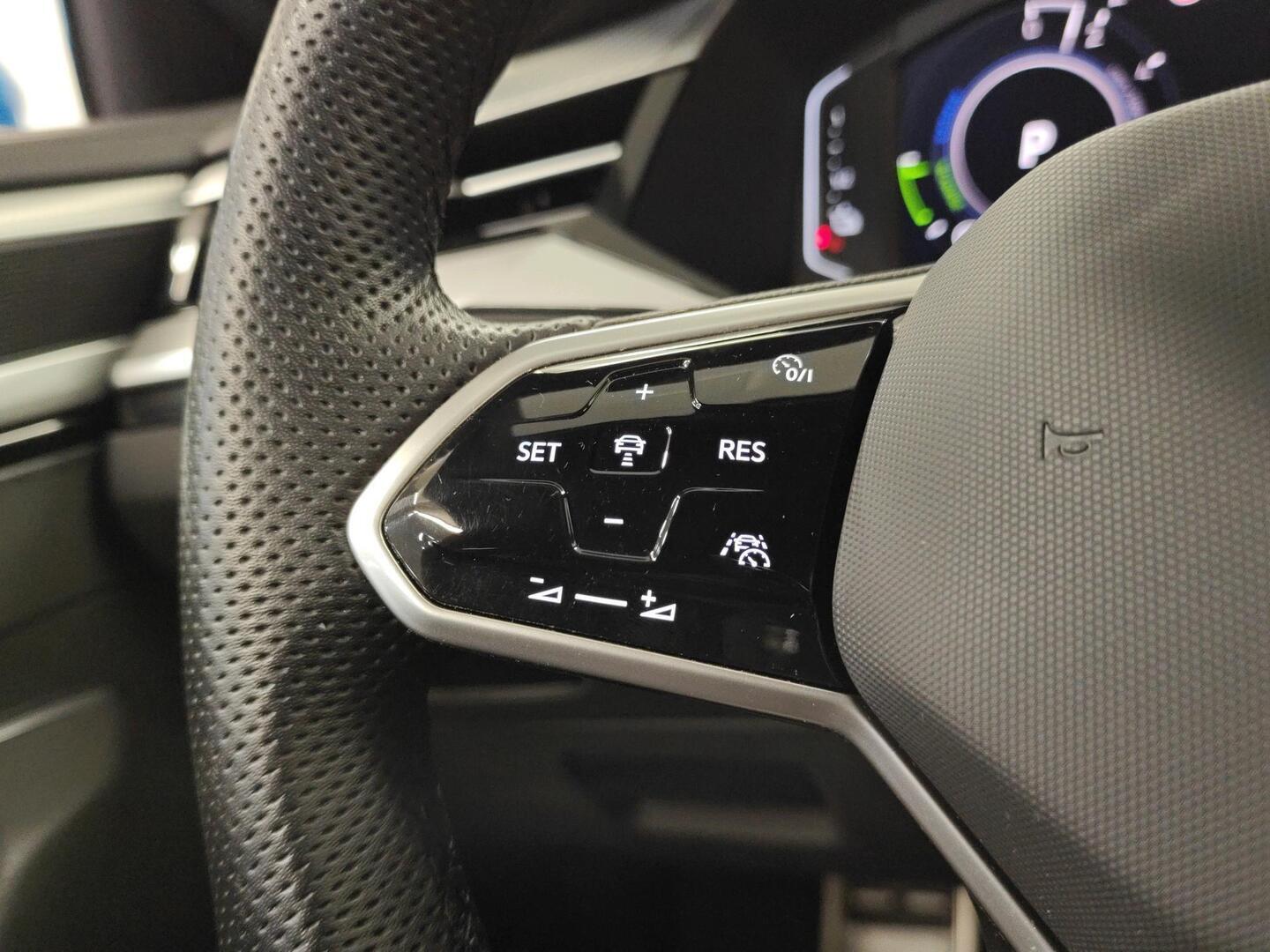 VOLKSWAGEN Arteon 2023