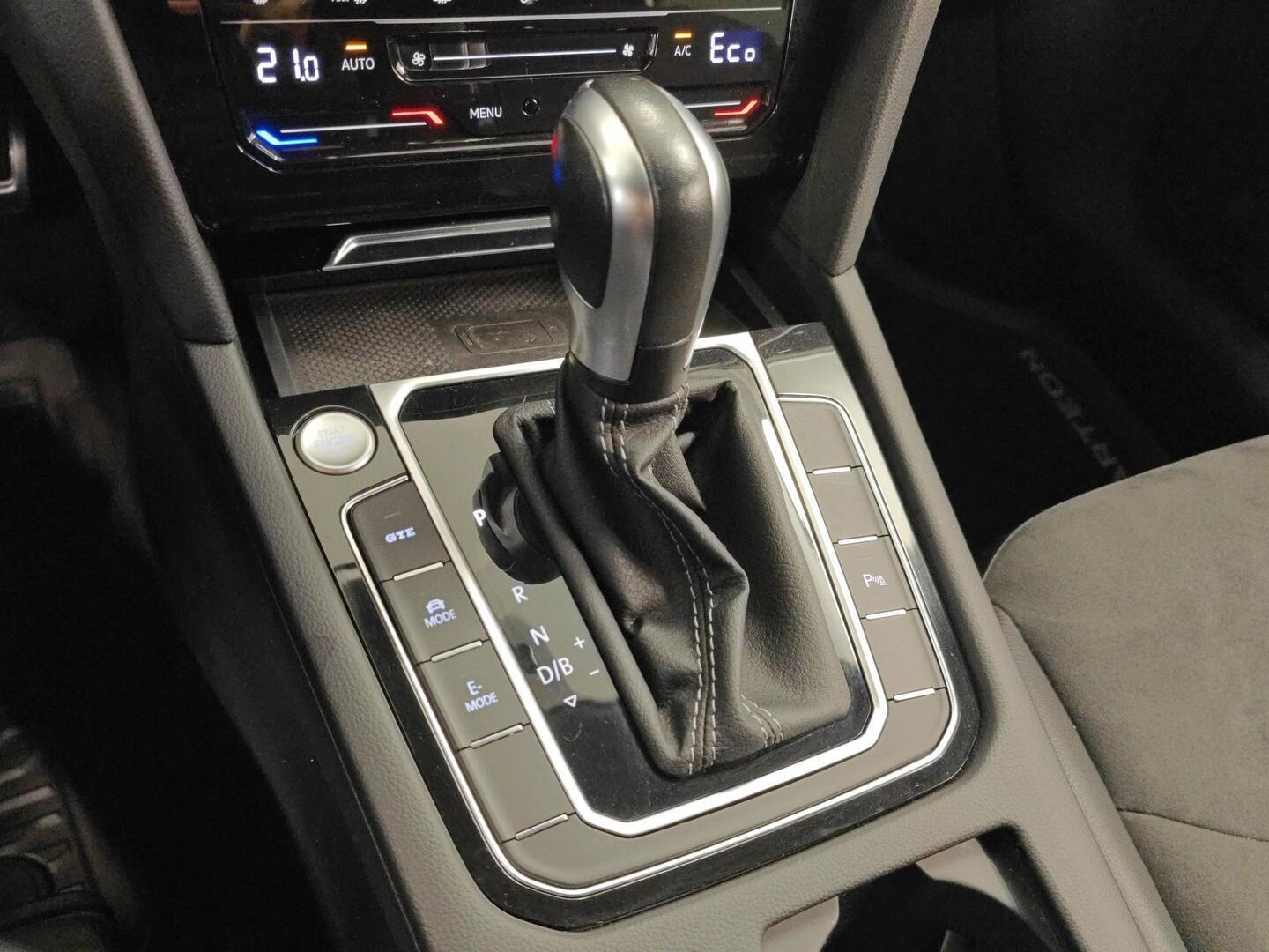 VOLKSWAGEN Arteon 2023