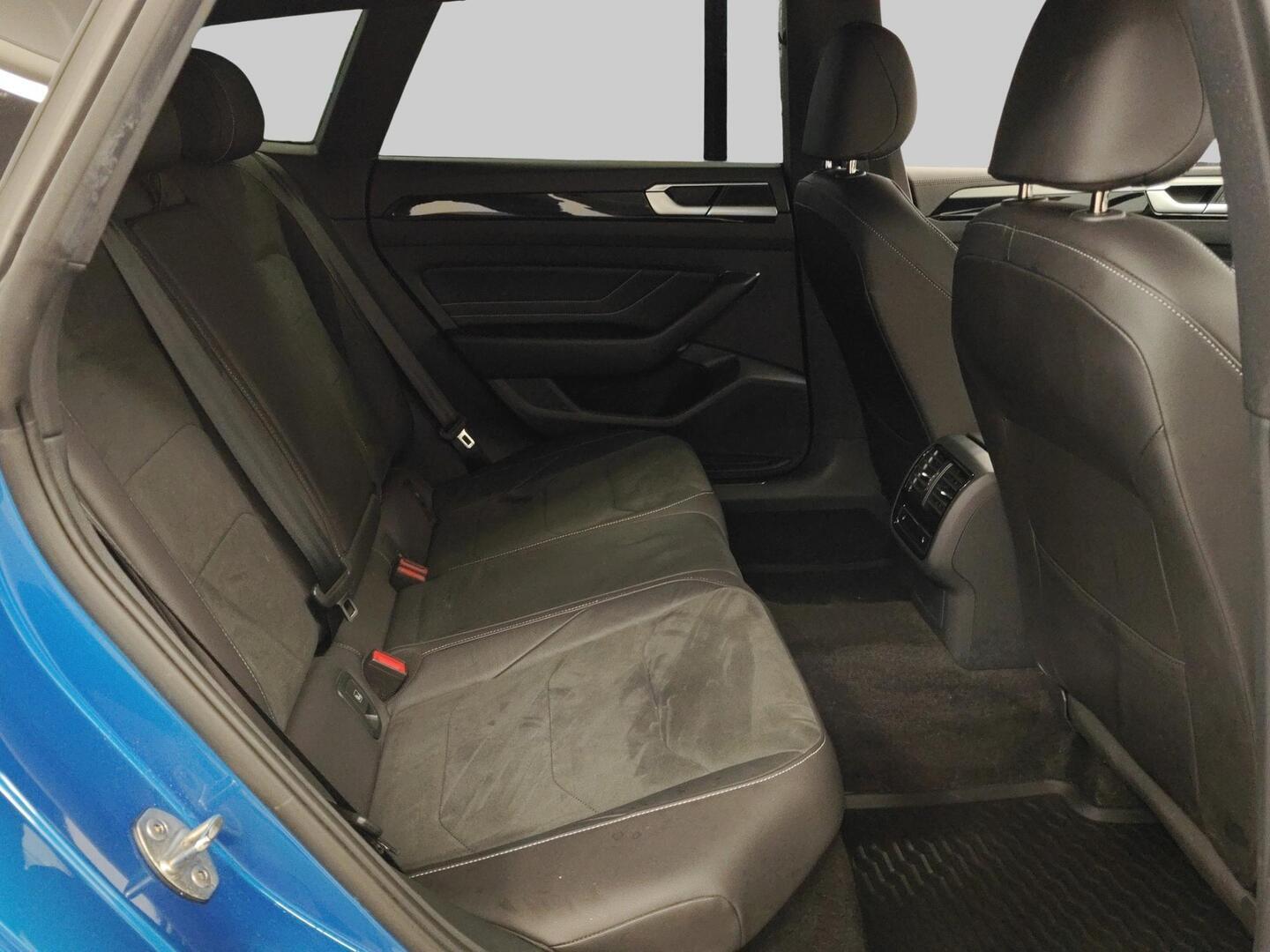 VOLKSWAGEN Arteon 2023